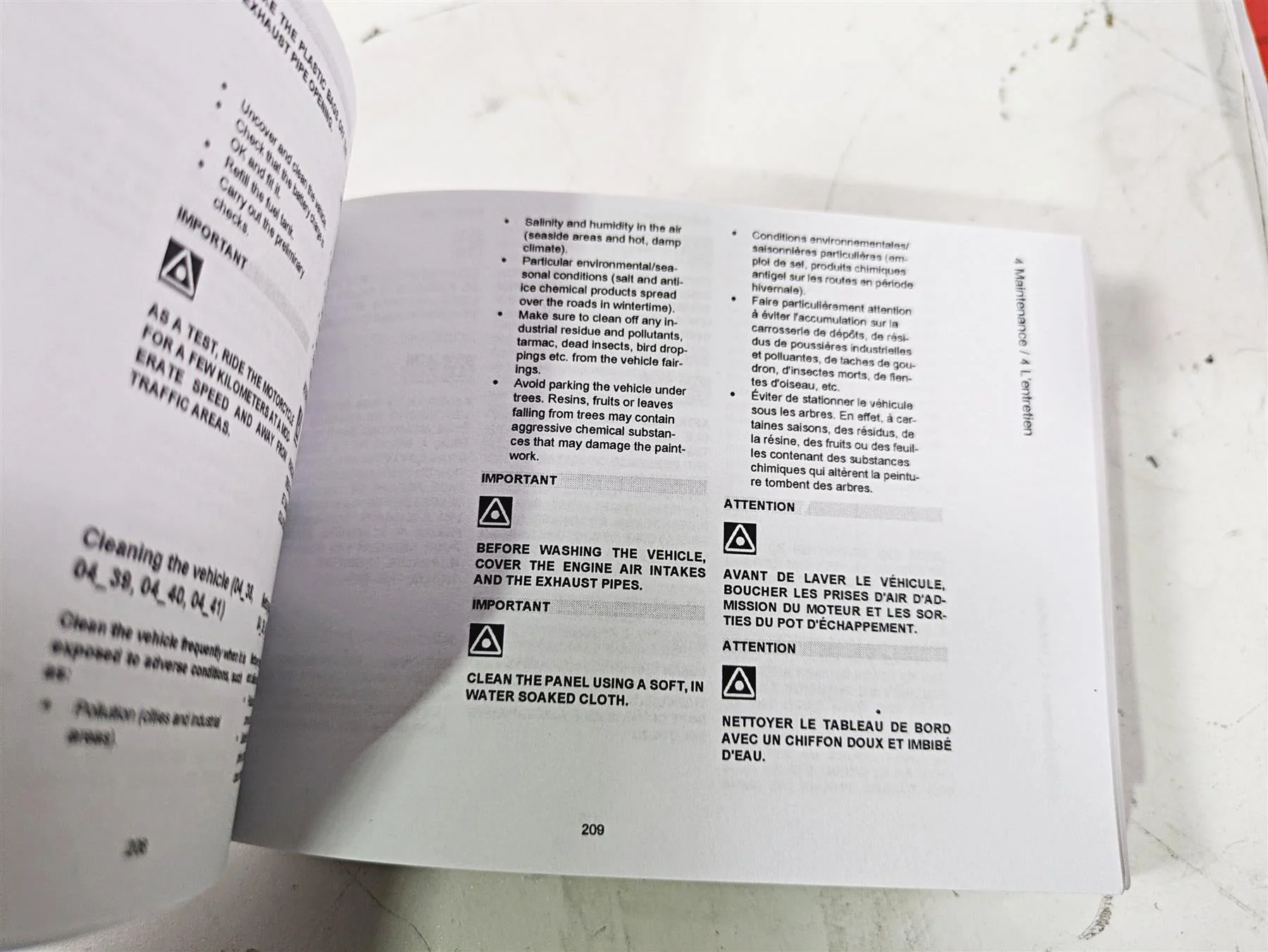 2014 Moto Guzzi California 1400 Touring Owners Manual Use + Maintenance Book - Image 5