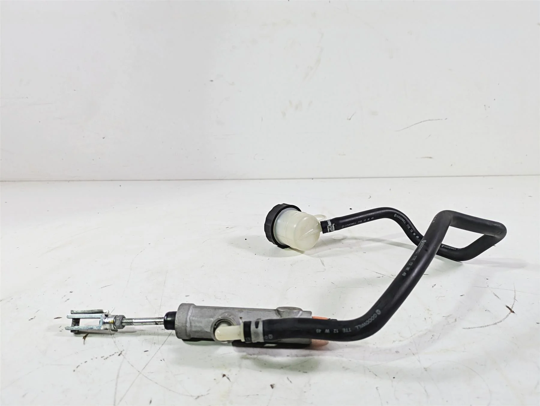 2014 Moto Guzzi California 1400 Touring Rear Brake Master Cylinder 887689 - Image 2
