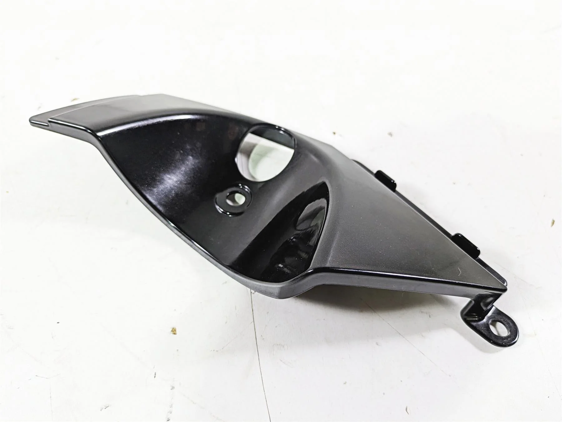 2014 Moto Guzzi California 1400 Touring Rear Shock Cover Fairing Set B063117 - Image 10