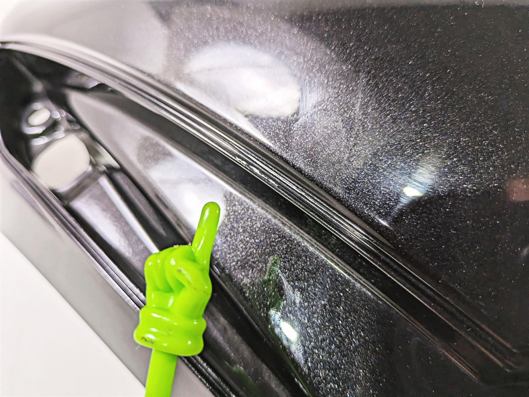2014 Moto Guzzi California 1400 Touring Rear Upper Fender & Support 887487 - Image 9
