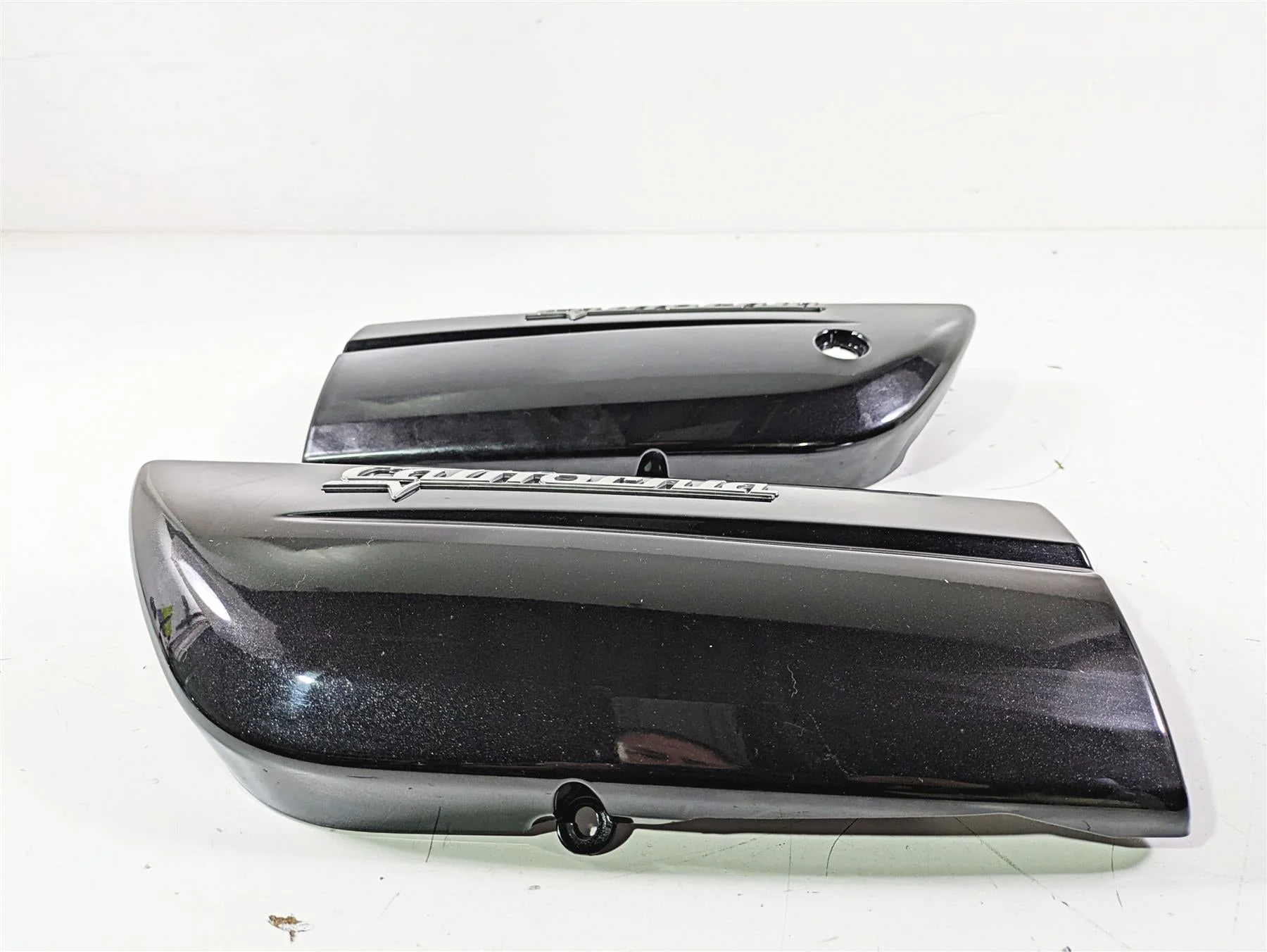 2014 Moto Guzzi California 1400 Touring Side Cover Fairing Set - Read B064019 - Image 3