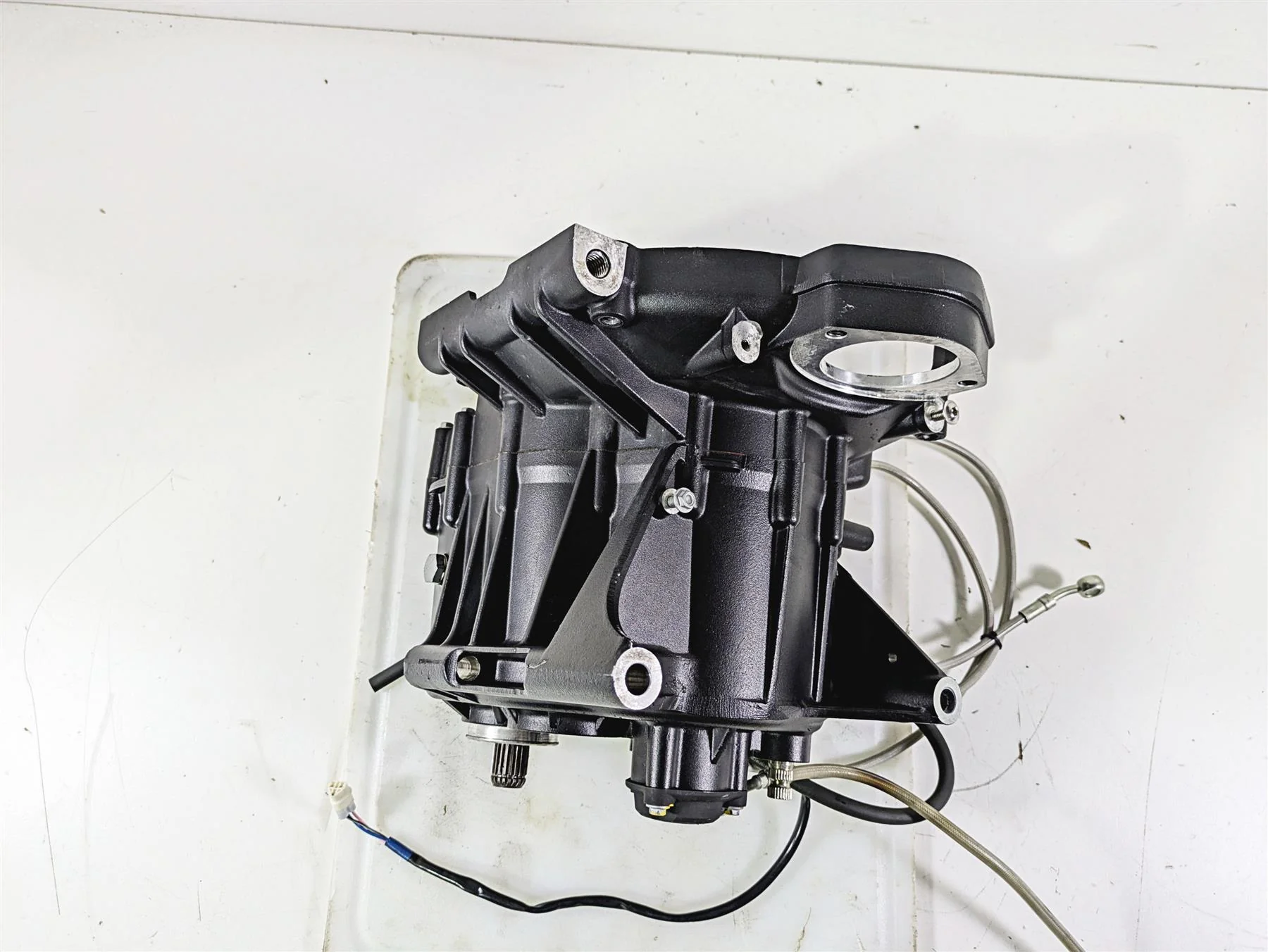 2014 Moto Guzzi California 1400 Touring Transmission Gear Box 8k Only 9769975 - Image 5