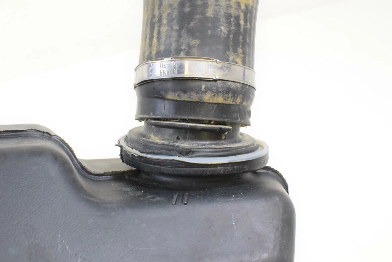 2014 Polaris Sportsman 850 XP EPS Fuel Gas Petrol Tank Reservoir 5436812 - Image 10