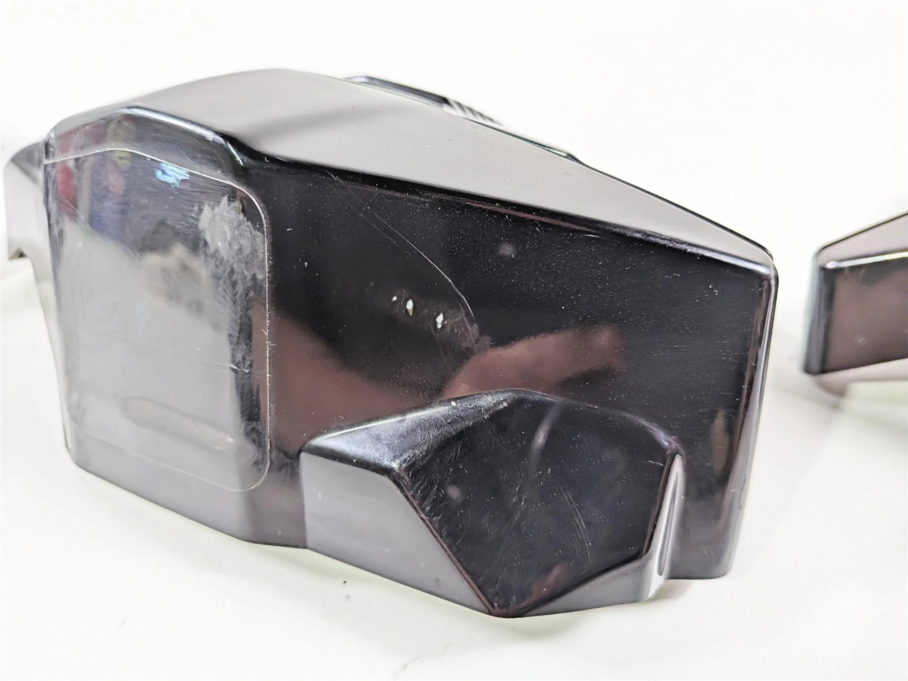 2014 Suzuki M109R VZR1800 Boulevard Cylinder Head Plug Covers 11174-48G20 - Image 11