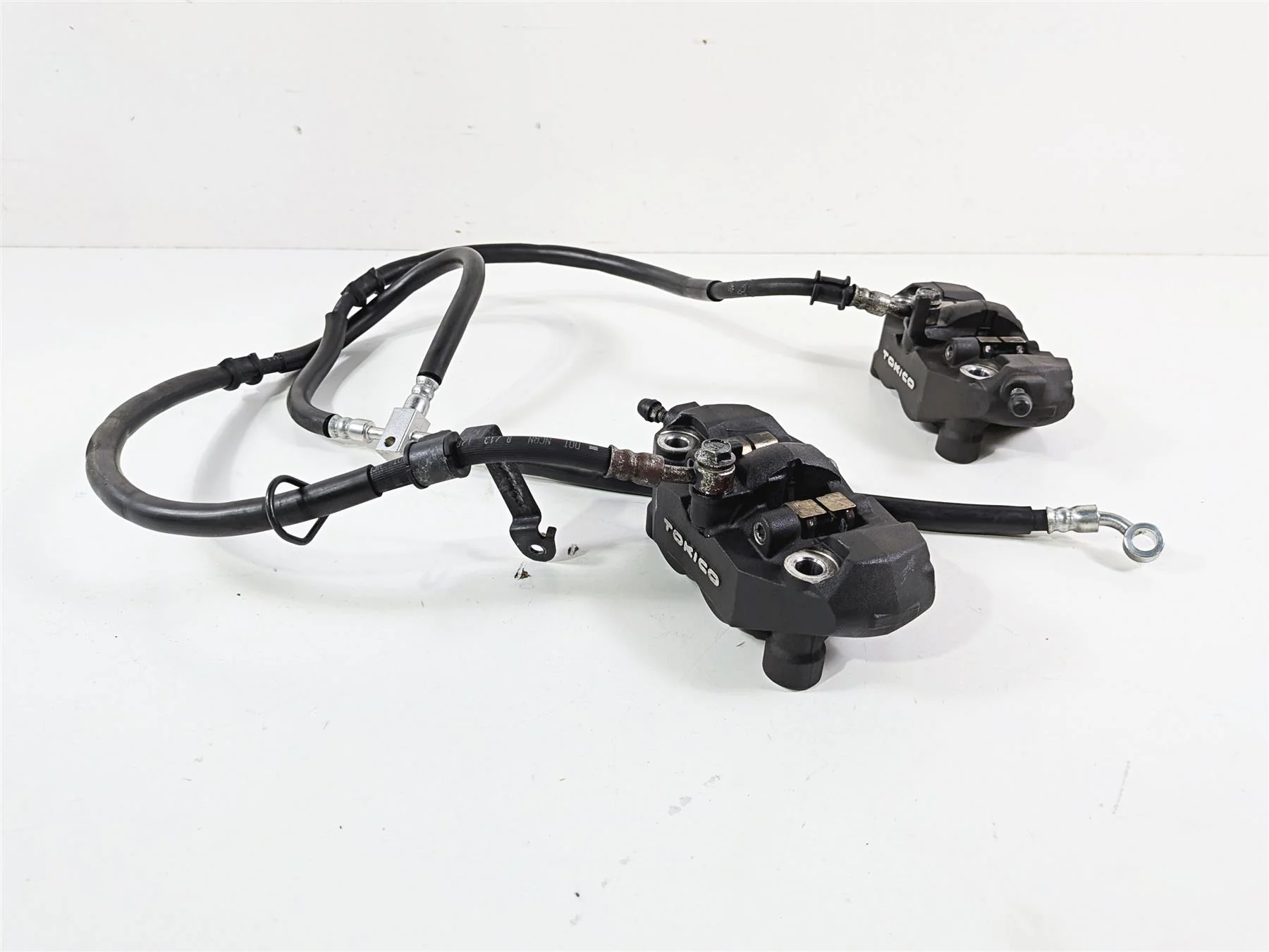 2014 Suzuki M109R VZR1800 Boulevard Front Brake Calipers 108mm 59100-41G40-999 - Image 12
