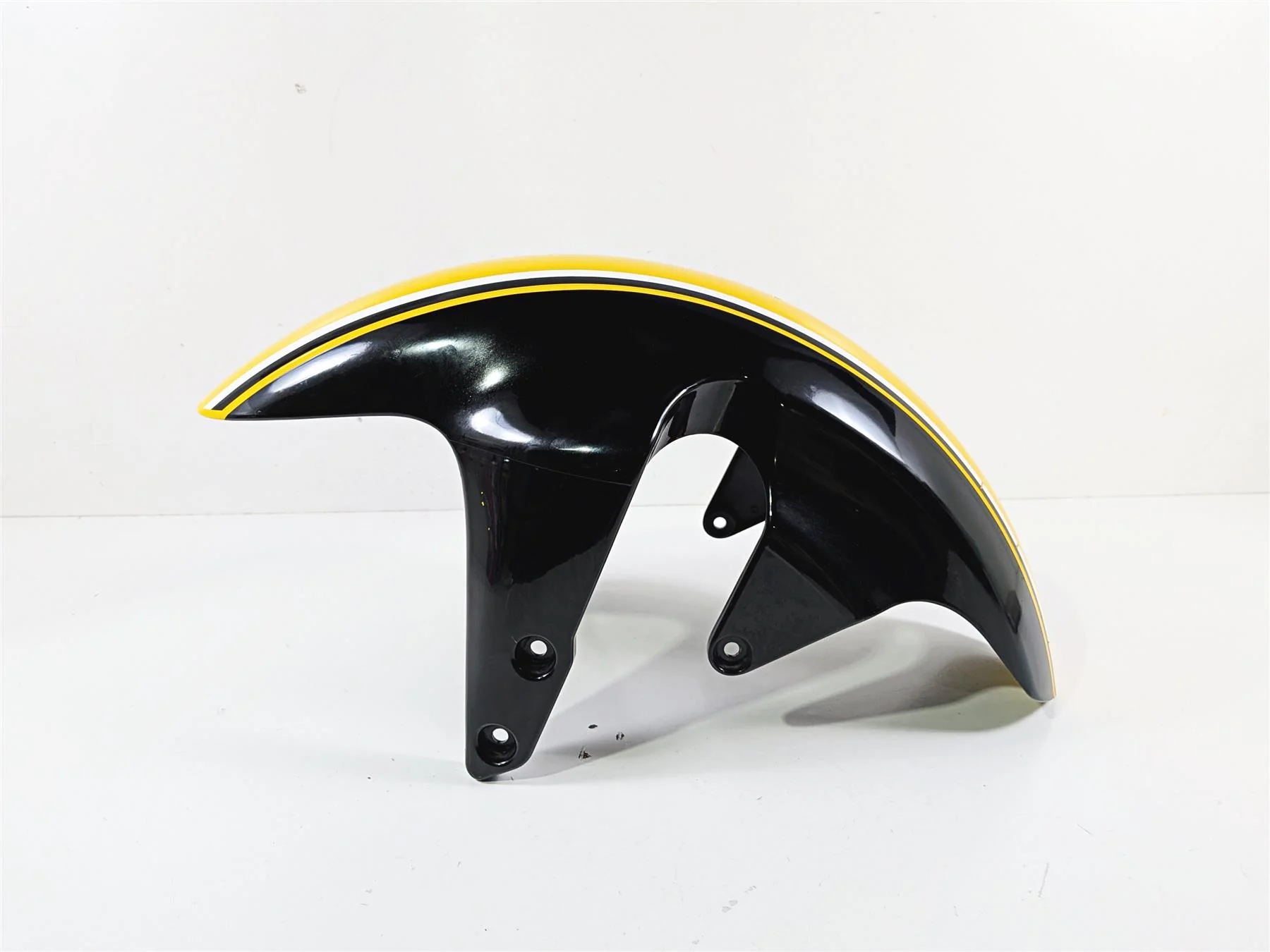 2014 Suzuki M109R VZR1800 Boulevard Front Fender Yellow Black 53110-48G60 - Image 2
