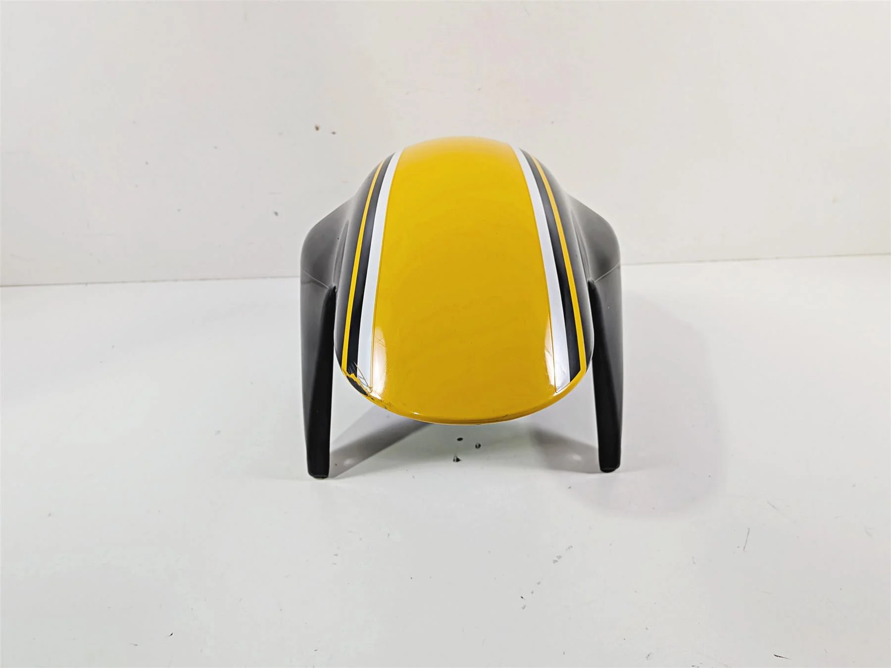 2014 Suzuki M109R VZR1800 Boulevard Front Fender Yellow Black 53110-48G60 - Image 3