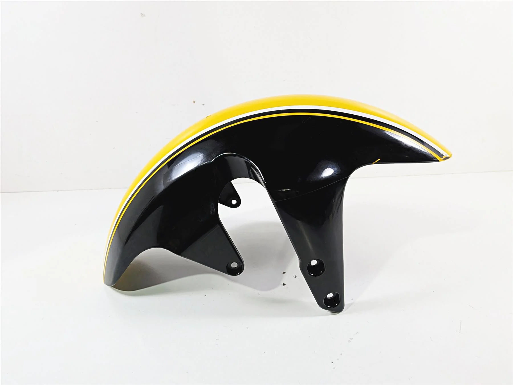 2014 Suzuki M109R VZR1800 Boulevard Front Fender Yellow Black 53110-48G60 - Image 4