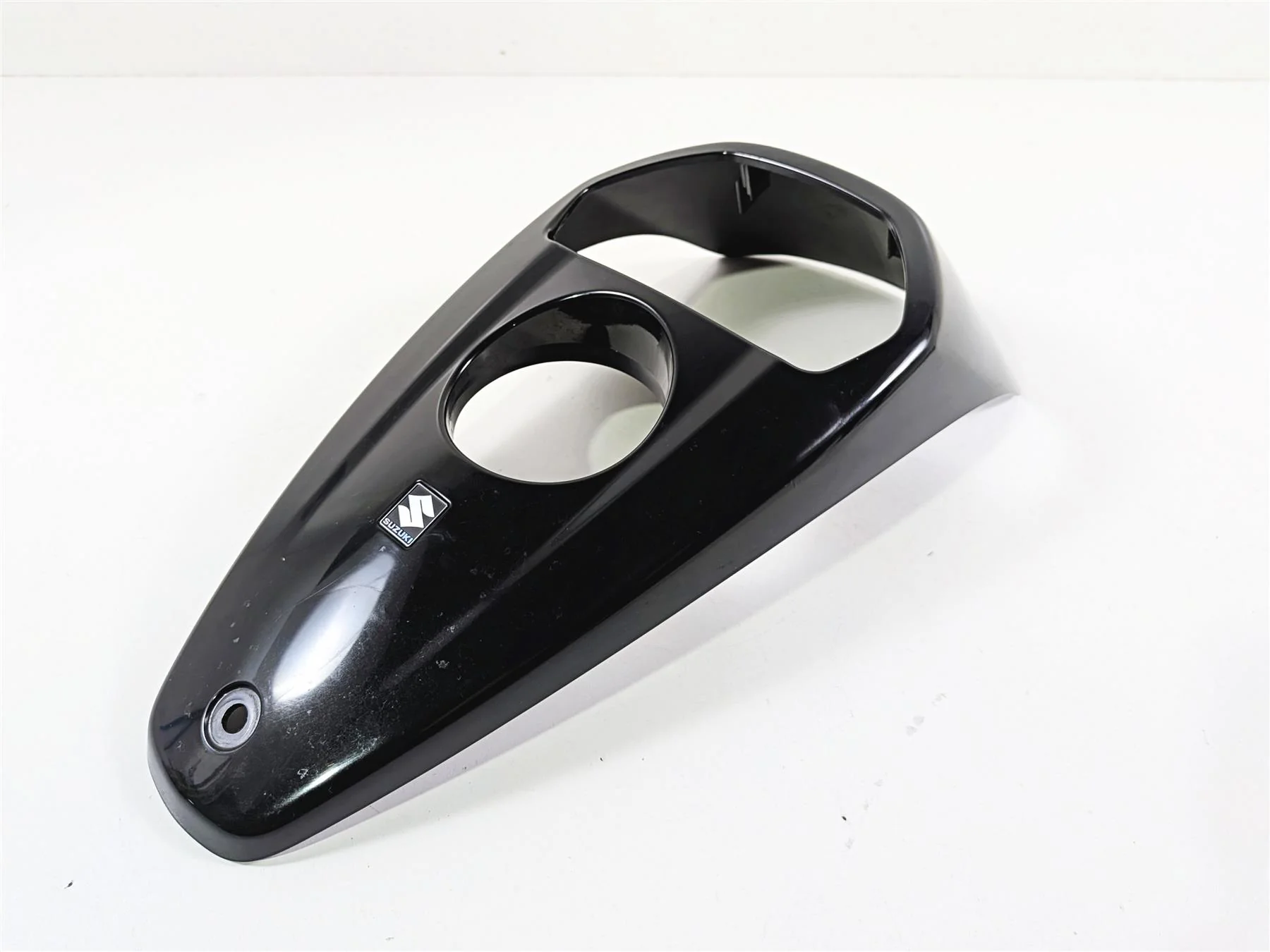 2014 Suzuki M109R VZR1800 Boulevard Fuel Tank Console Dash Panel 44290-48G00 - Image 11