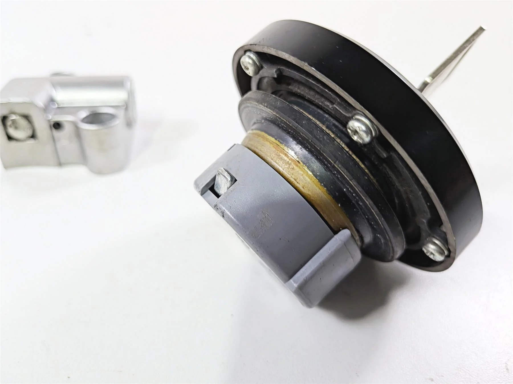 2014 Suzuki M109R VZR1800 Boulevard Key Lock Set 37000-49890 37000-49893 - Image 8
