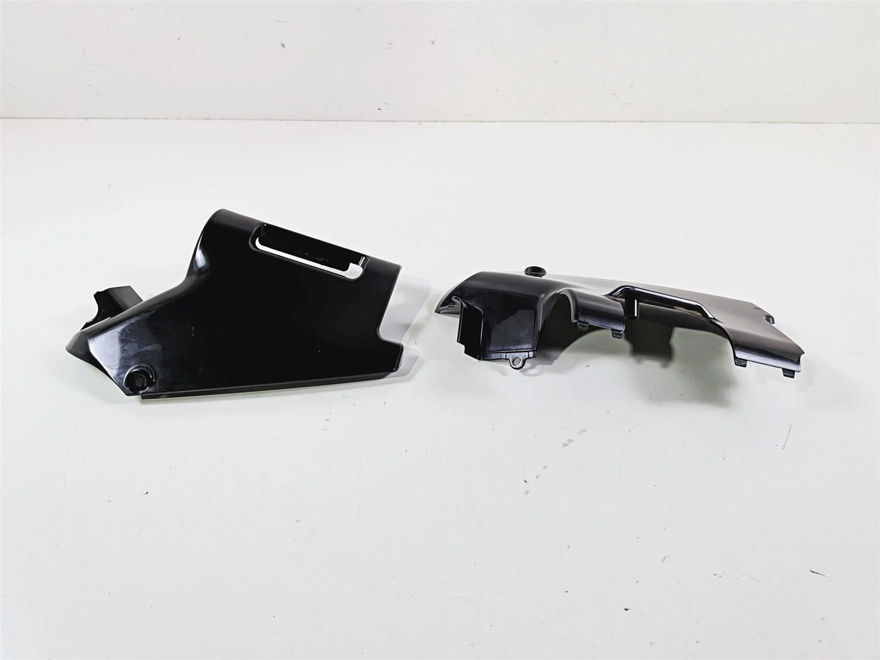2014 Suzuki M109R VZR1800 Boulevard Neck Cover Fairing Cowl Set 47351-48G00 - Image 4