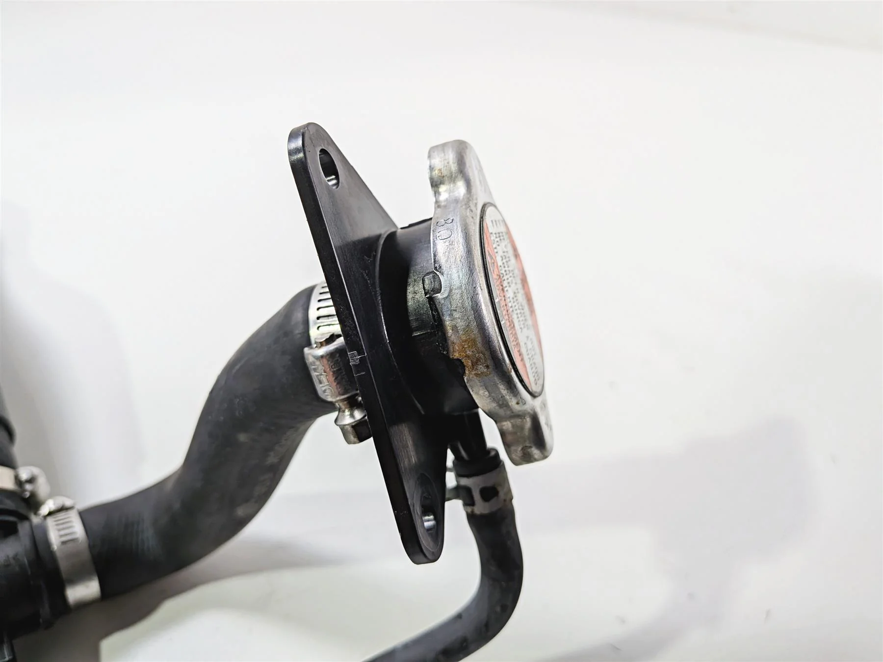2014 Suzuki M109R VZR1800 Boulevard Radiator Fan Reservoir Hoses 17710-48G00 - Image 11