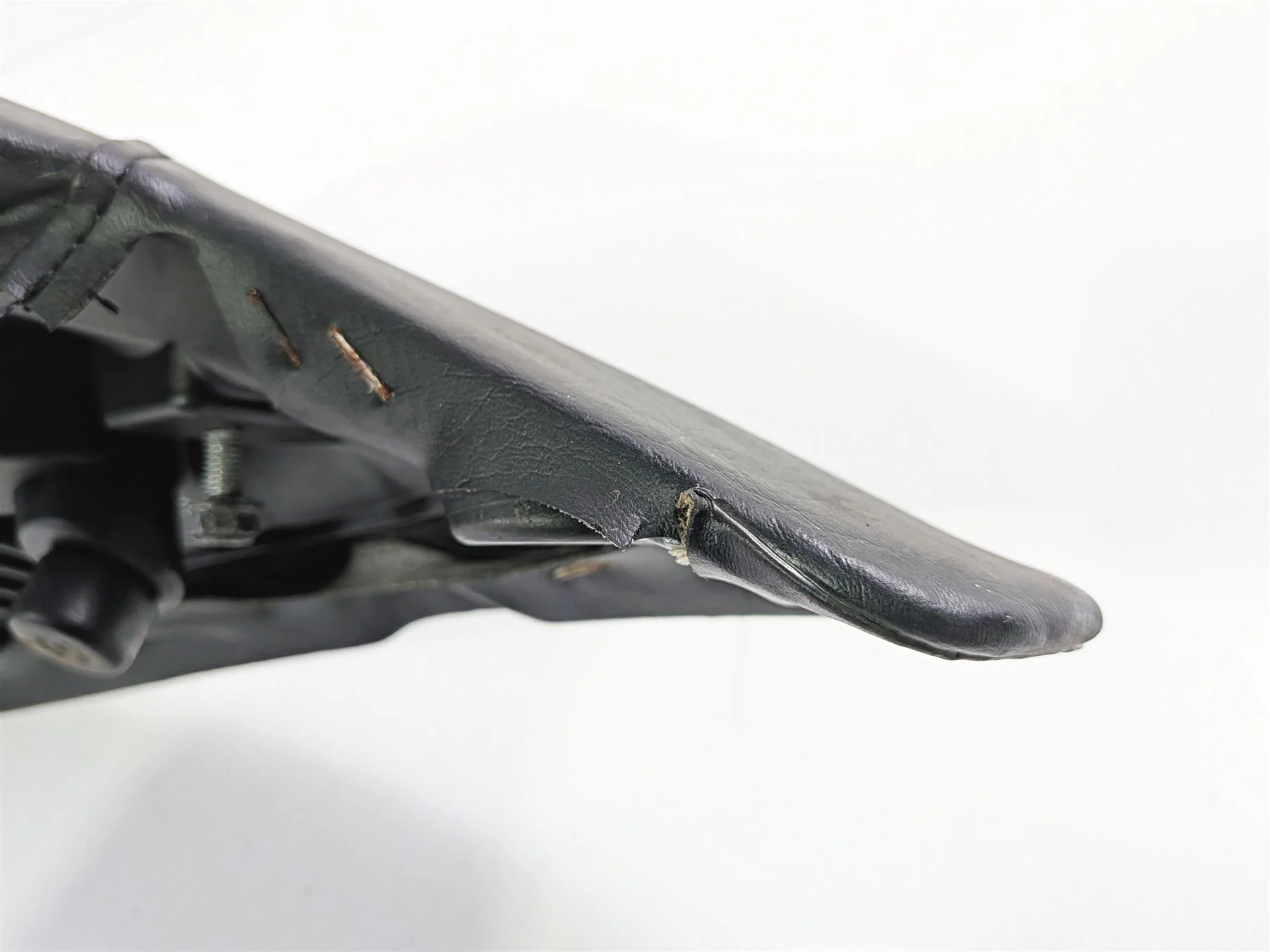 2014 Suzuki M109R VZR1800 Boulevard Rear Passenger Seat Saddle 45300-48G00-48H - Image 9