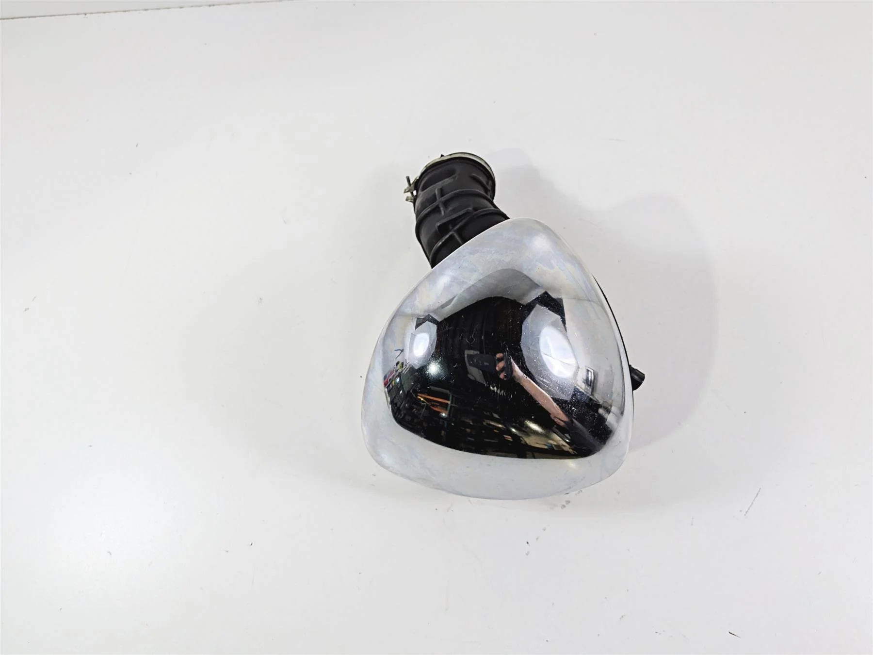 2014 Suzuki M109R VZR1800 Boulevard Right Air Cleaner Breather 13701-48G40 - Image 11