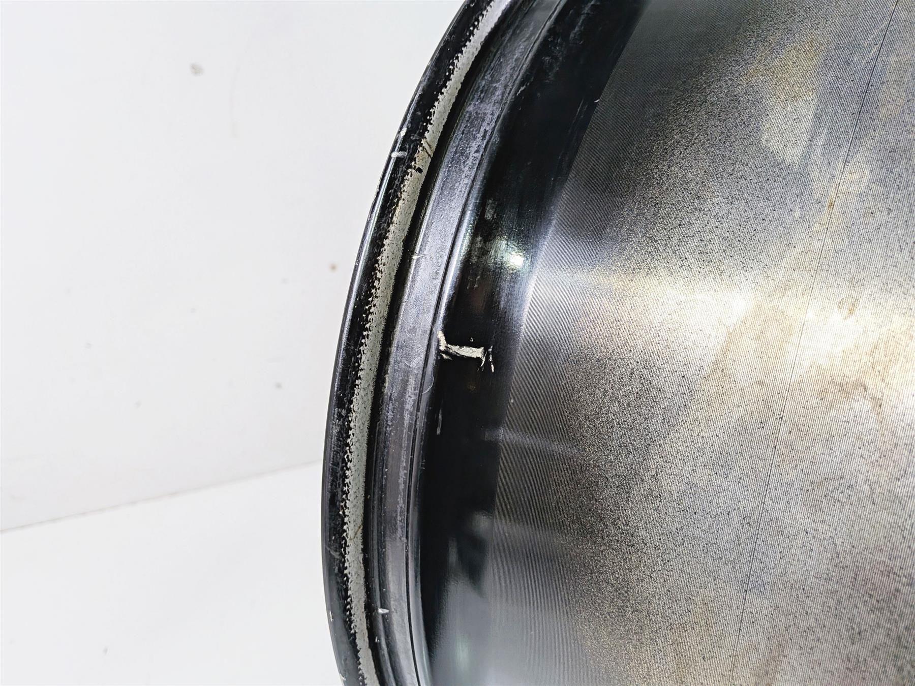 2014 Suzuki M109R VZR1800 Boulevard Straight 18x8.5 Rear Wheel 64100-48820-019 - Image 10