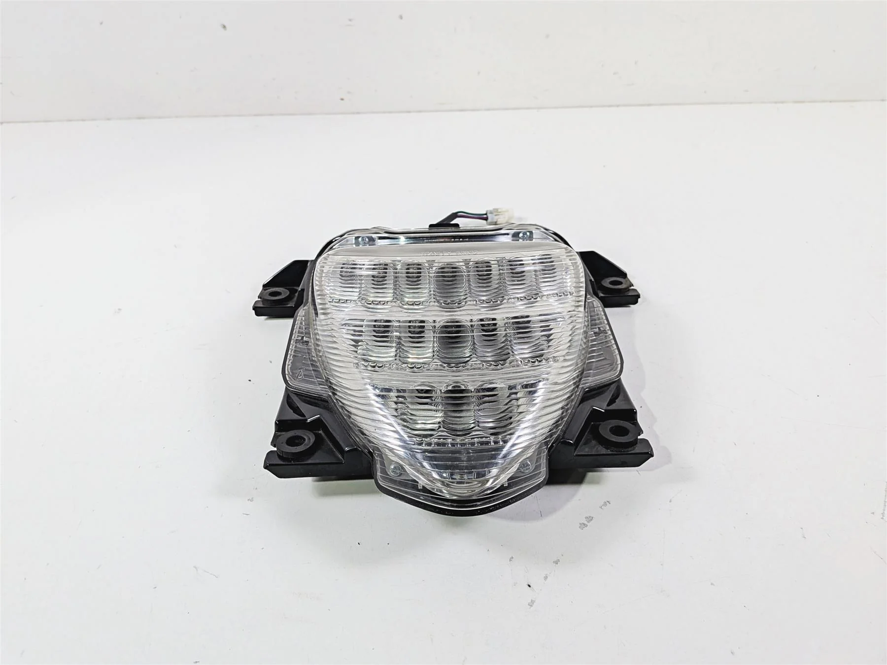 2014 Suzuki M109R VZR1800 Boulevard Taillight Tail Light Lamp Lens 35710-48G70 - Image 2