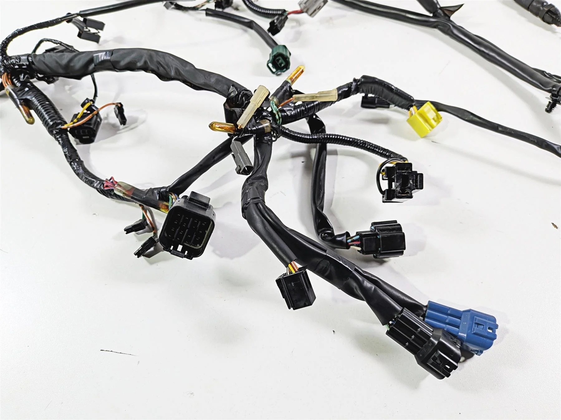 2014 Suzuki M109R VZR1800 Boulevard Wiring Harness Loom READ 36610-48GE0 - Image 3