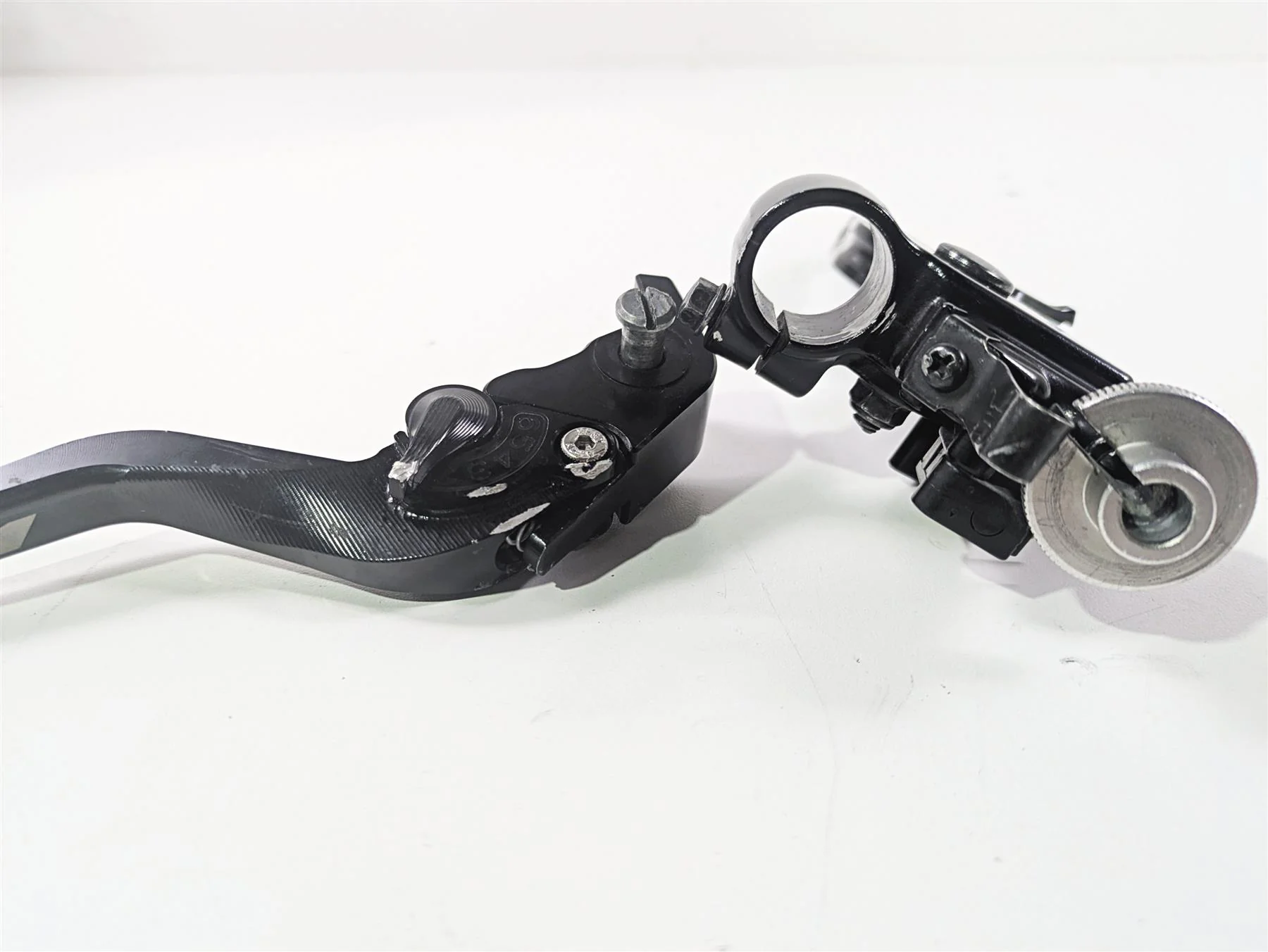 2014 Yamaha YZFR1 R1 RN22 Clutch Perch & Lever Set 4XV-82911-10-00 - Image 11