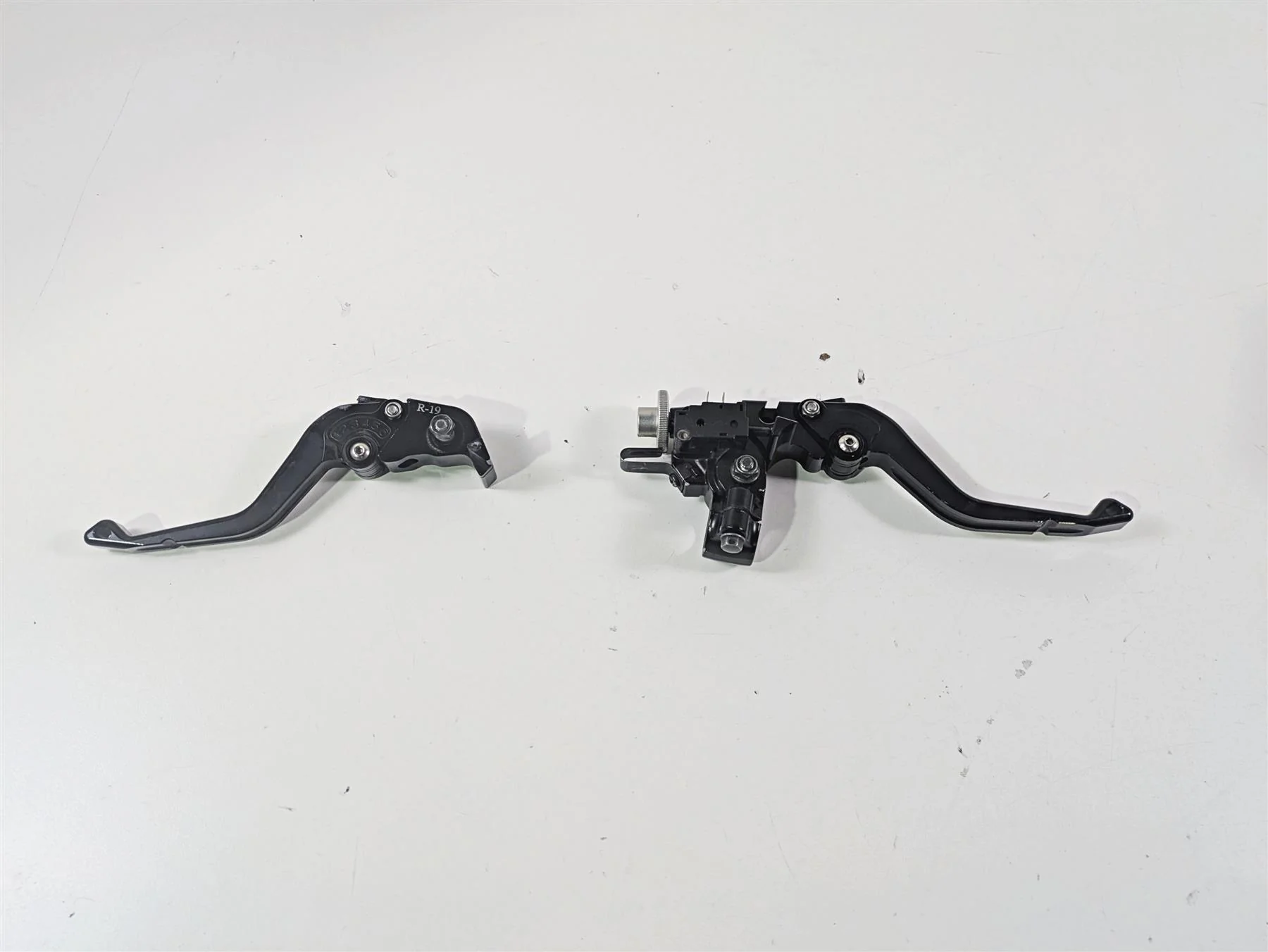 2014 Yamaha YZFR1 R1 RN22 Clutch Perch & Lever Set 4XV-82911-10-00 - Image 2