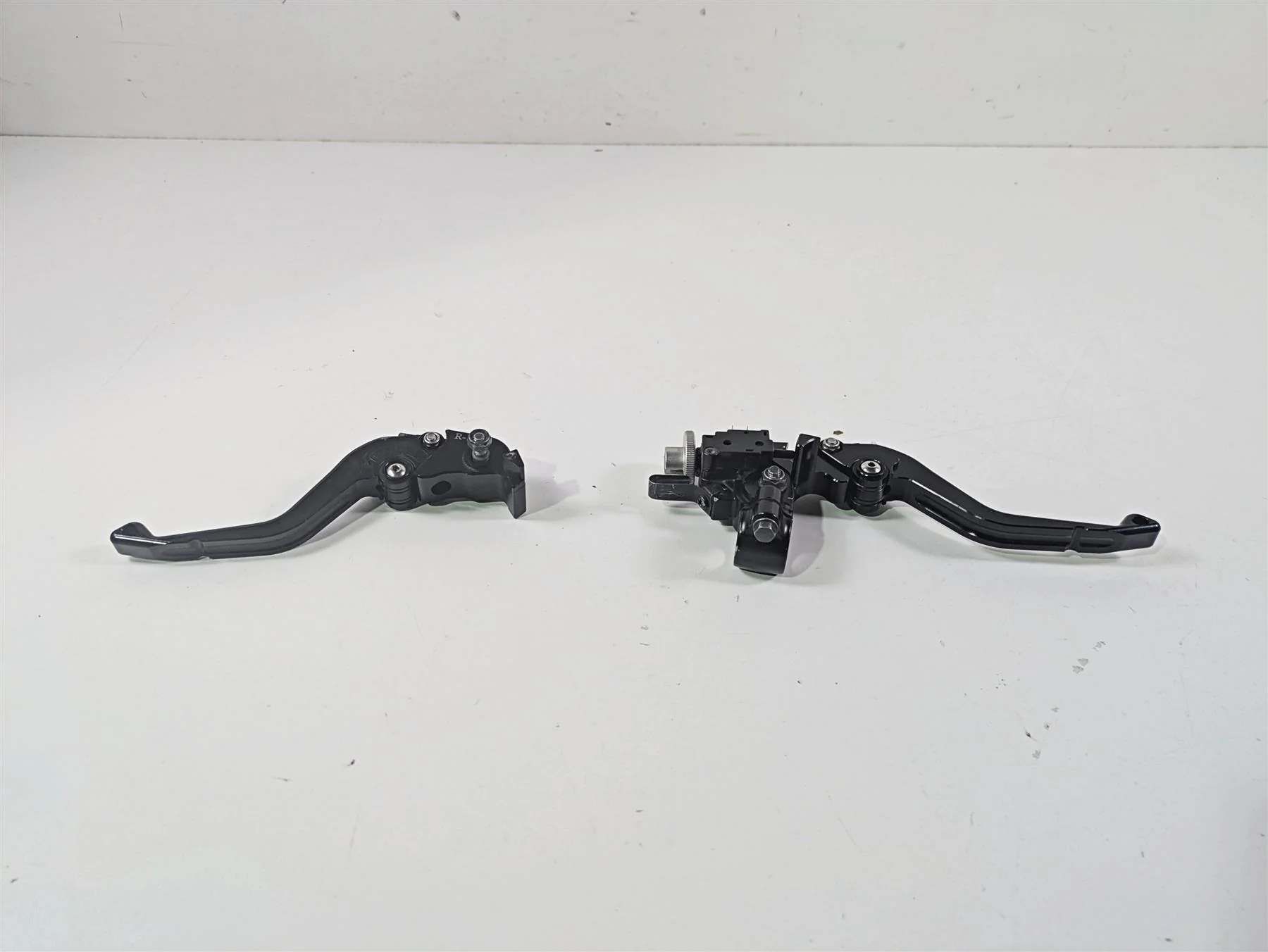 2014 Yamaha YZFR1 R1 RN22 Clutch Perch & Lever Set 4XV-82911-10-00 - Image 3