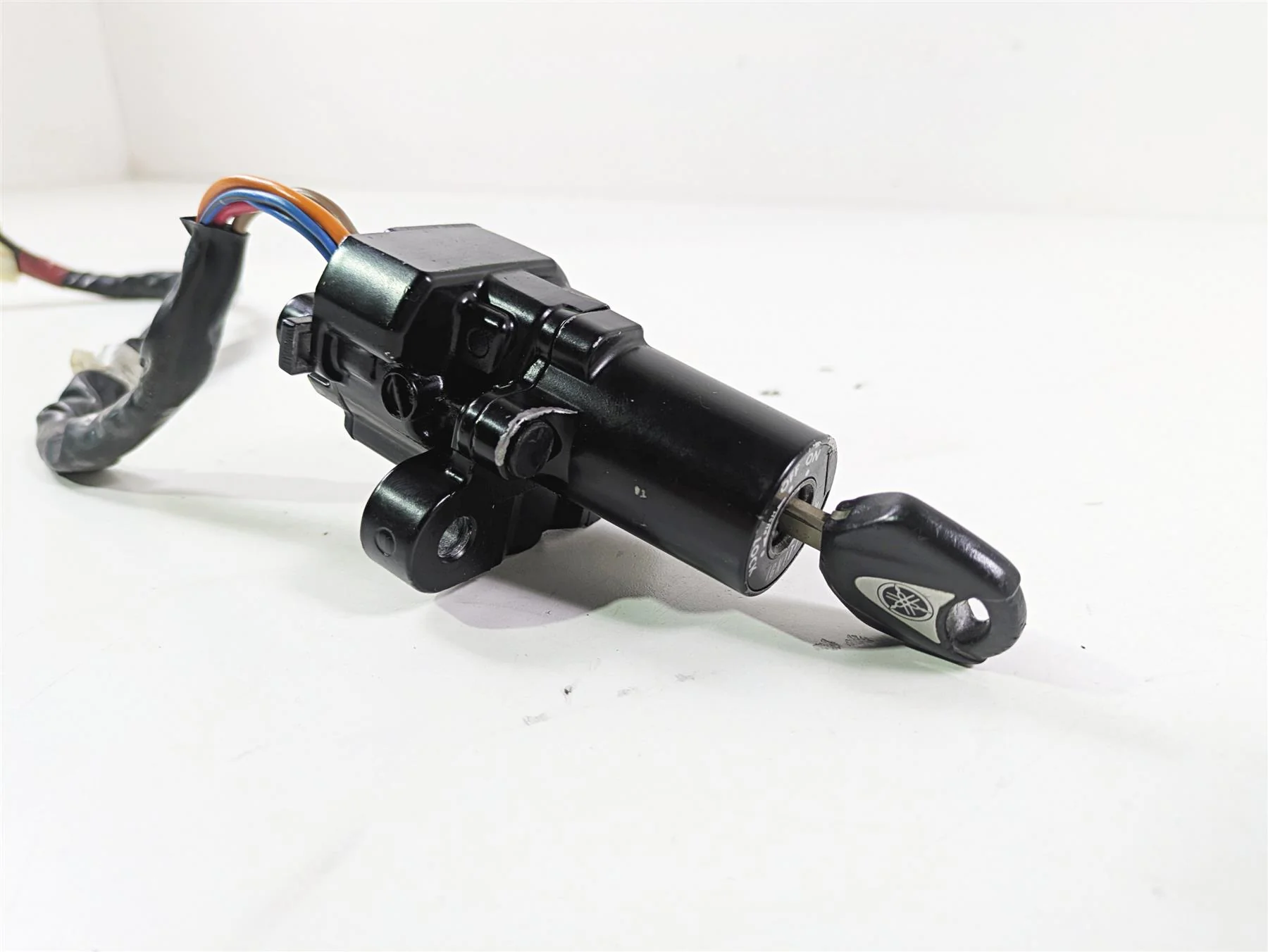 2014 Yamaha YZFR1 R1 RN22 Ignition Switch & Oem Key Set 14B-82501-40-00 - Image 12
