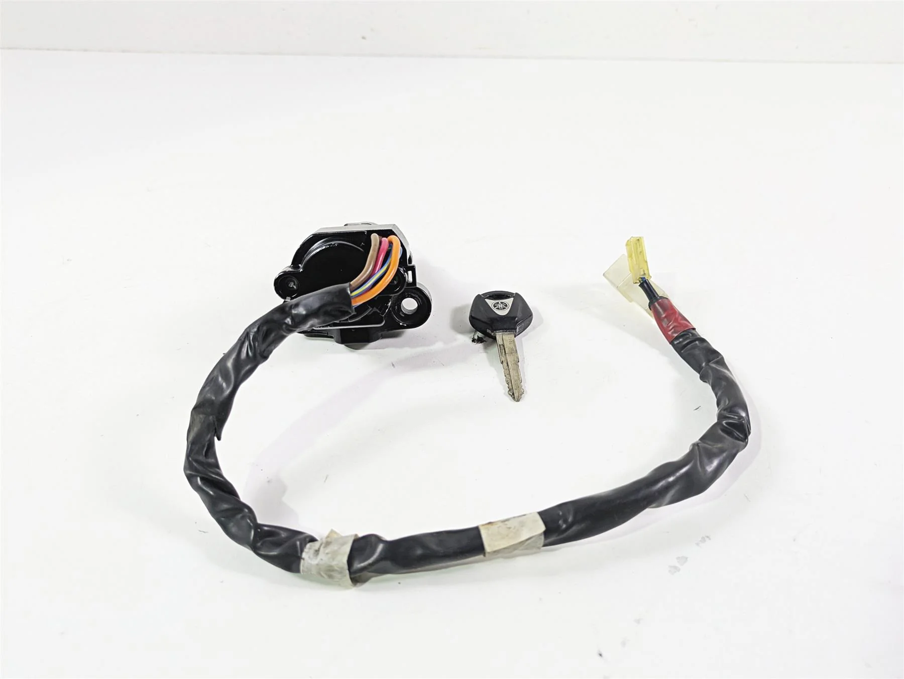 2014 Yamaha YZFR1 R1 RN22 Ignition Switch & Oem Key Set 14B-82501-40-00 - Image 5