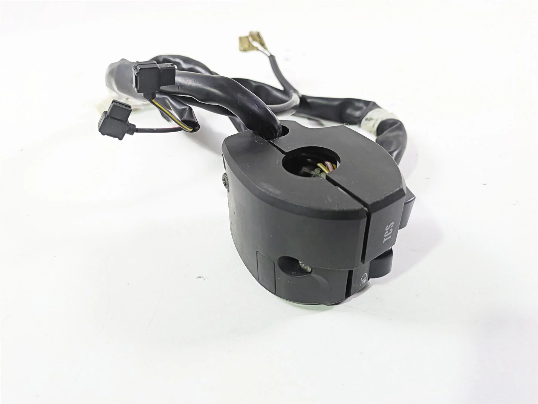 2014 Yamaha YZFR1 R1 RN22 Left Hand Control Switch 1KB-83972-00-00 - Image 8