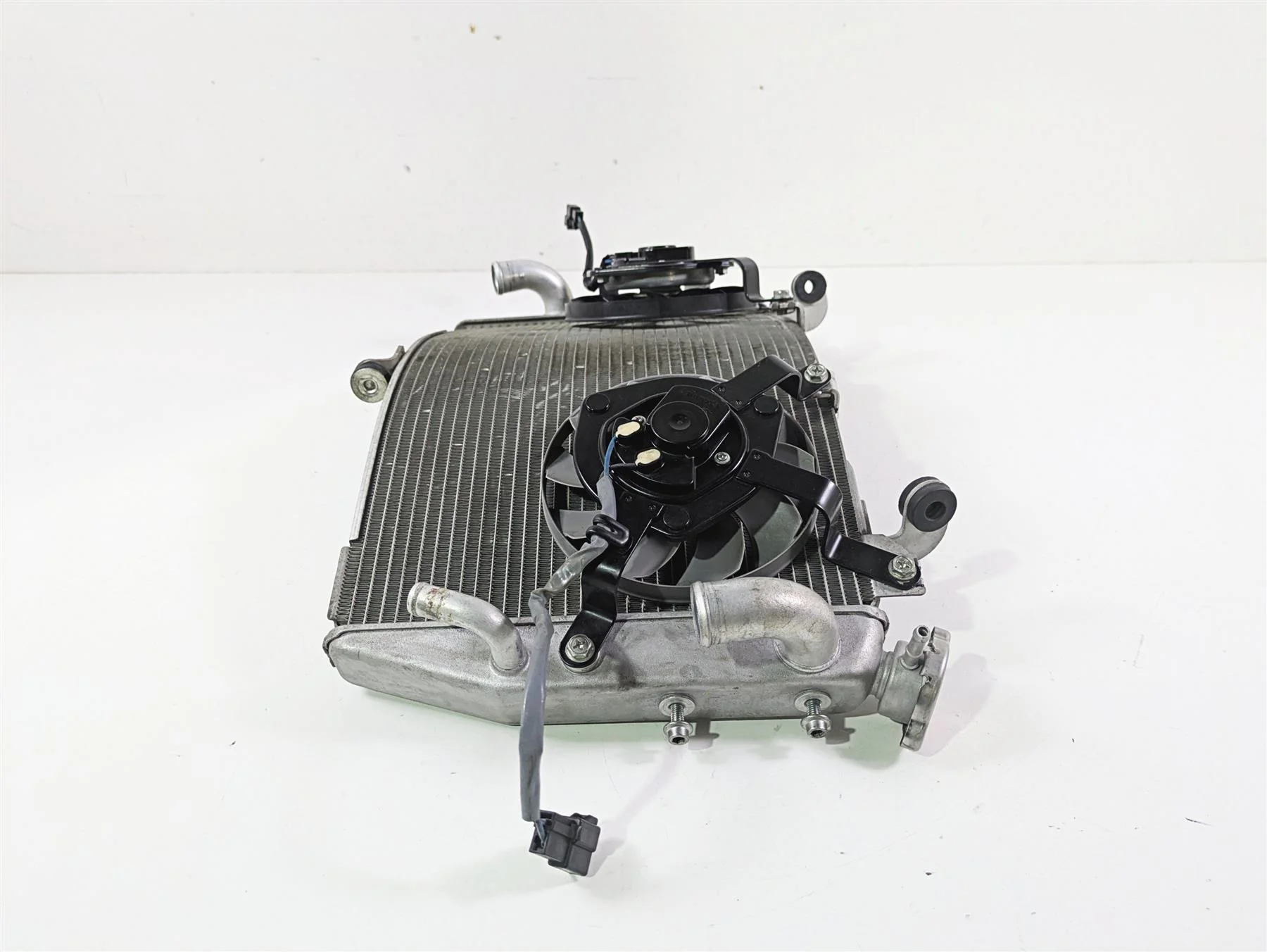 2014 Yamaha YZFR1 R1 RN22 Radiator Fan Reservoir Hoses Set 14B-12461-00-00 - Image 3