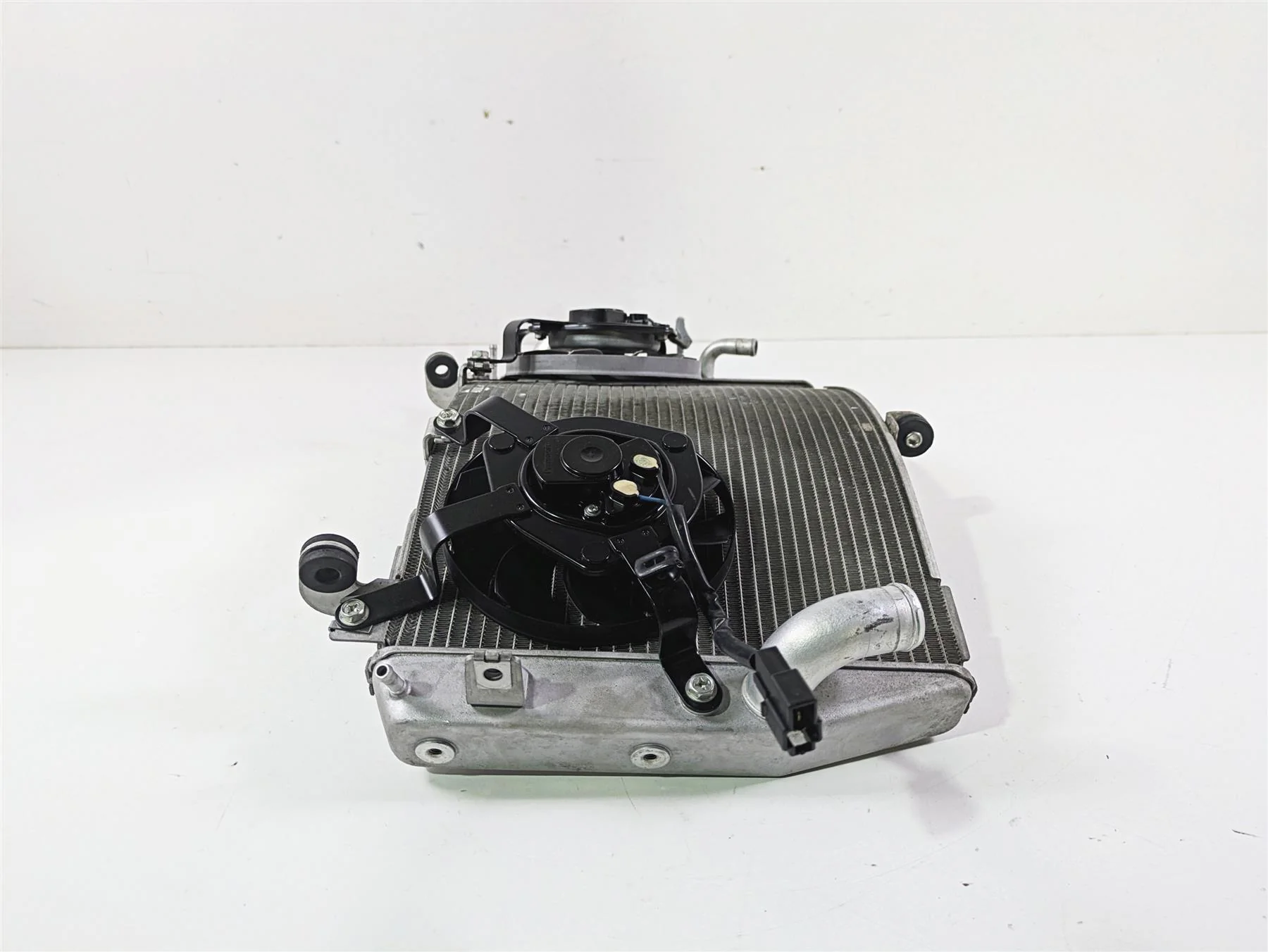 2014 Yamaha YZFR1 R1 RN22 Radiator Fan Reservoir Hoses Set 14B-12461-00-00 - Image 5