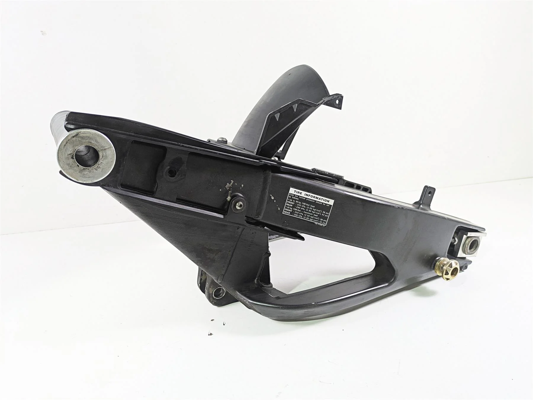 2014 Yamaha YZFR1 R1 RN22 Rear Swingarm Swing Arm & Axle 14B-22110-00 - Image 12