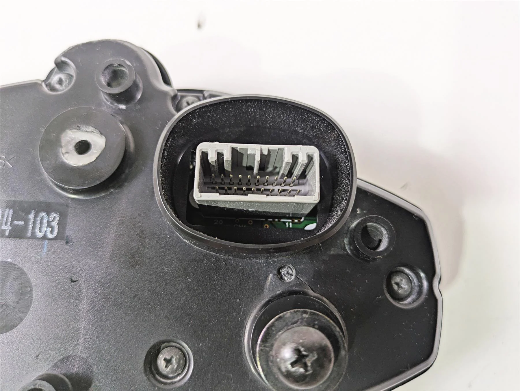 2014 Yamaha YZFR1 R1 RN22 Speedometer Gauges Instrument 20K 1KB-83500-20-00 - Image 9