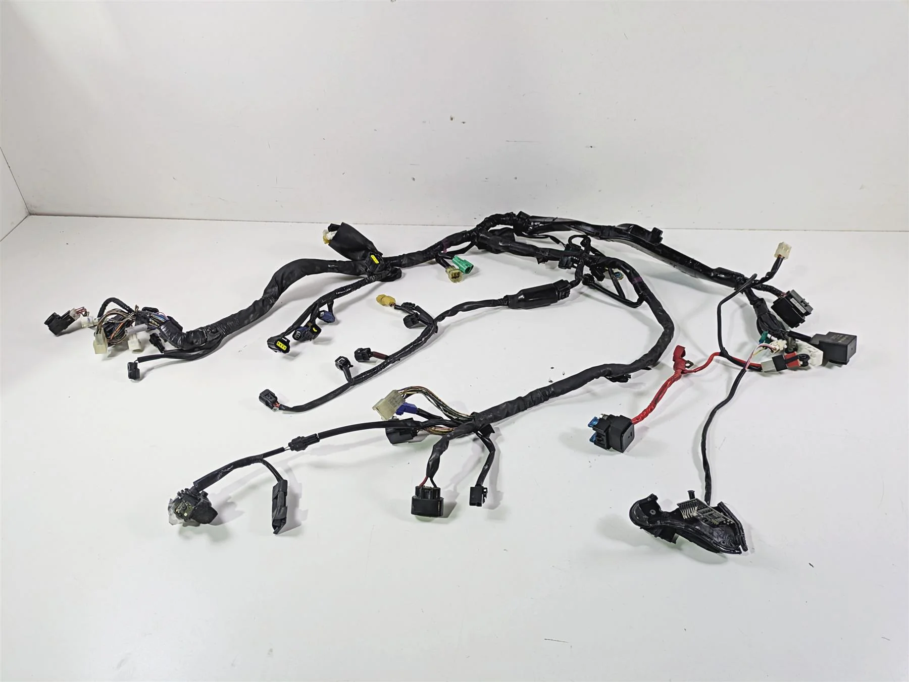 2014 Yamaha YZFR1 R1 RN22 Wiring Harness Loom READ 1KB-82590-10-00 - Image 2
