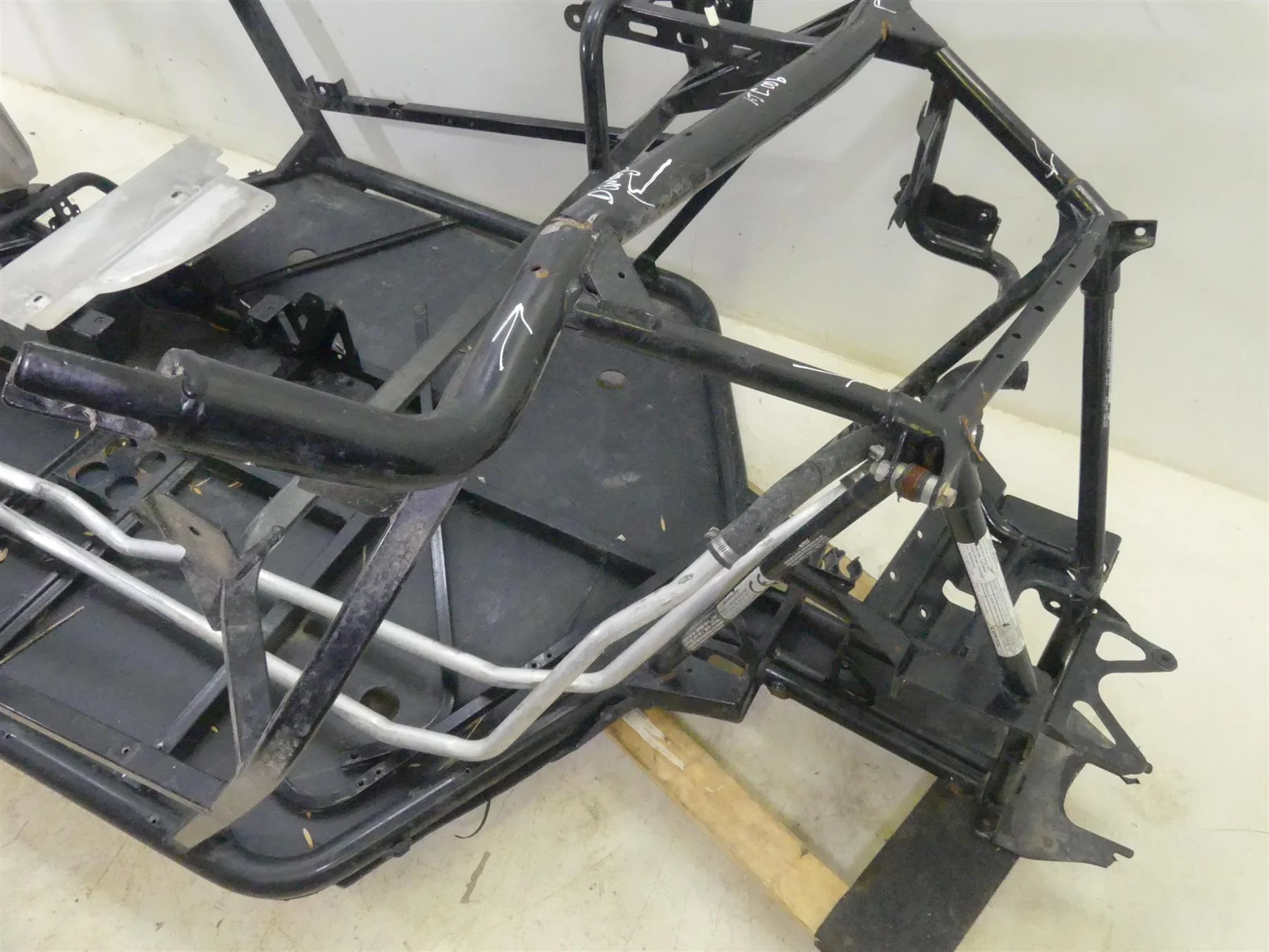 2015 Arctic Wild Cat 700 Sport LTD Frame Chassis With Texas Salvage Title - Bent - Read 8506-861 - Image 7