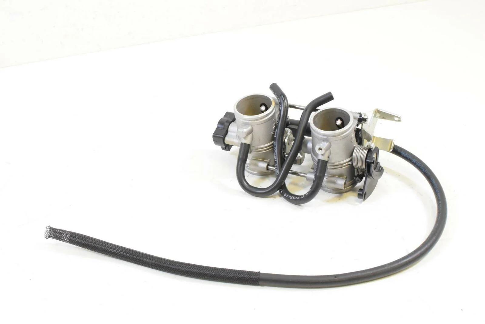 2015 BMW F800 R K73 Delorto Throttle Body Bodies Fuel Injectors 13548520480 - Image 3