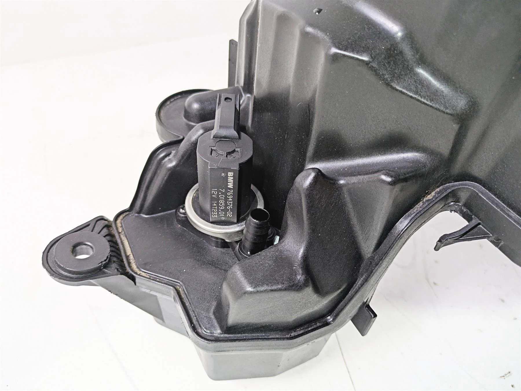 2015 BMW K1600 GT K48 Air Box Cleaner Breather & Tubes 13717712315 - Image 10