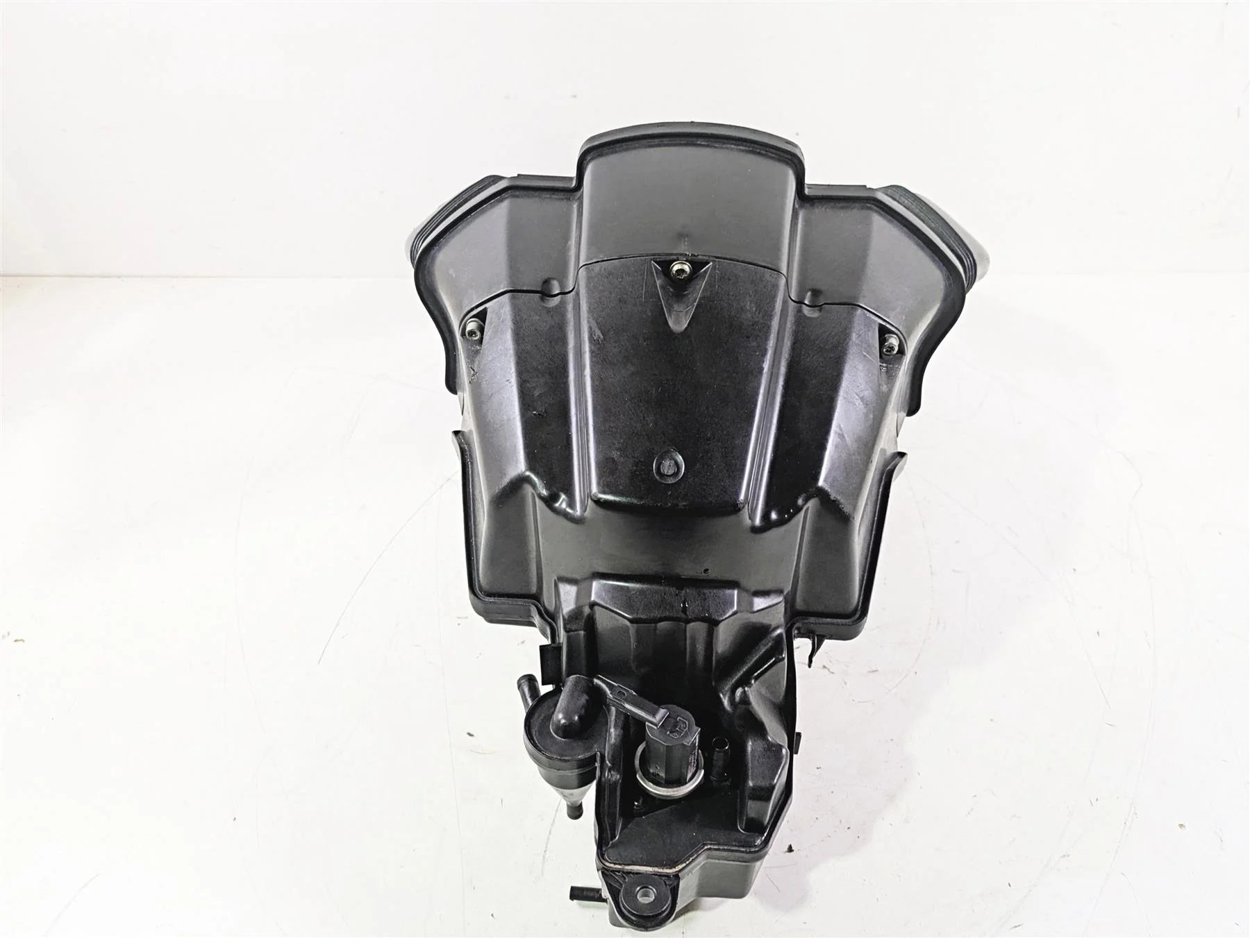 2015 BMW K1600 GT K48 Air Box Cleaner Breather & Tubes 13717712315 - Image 8