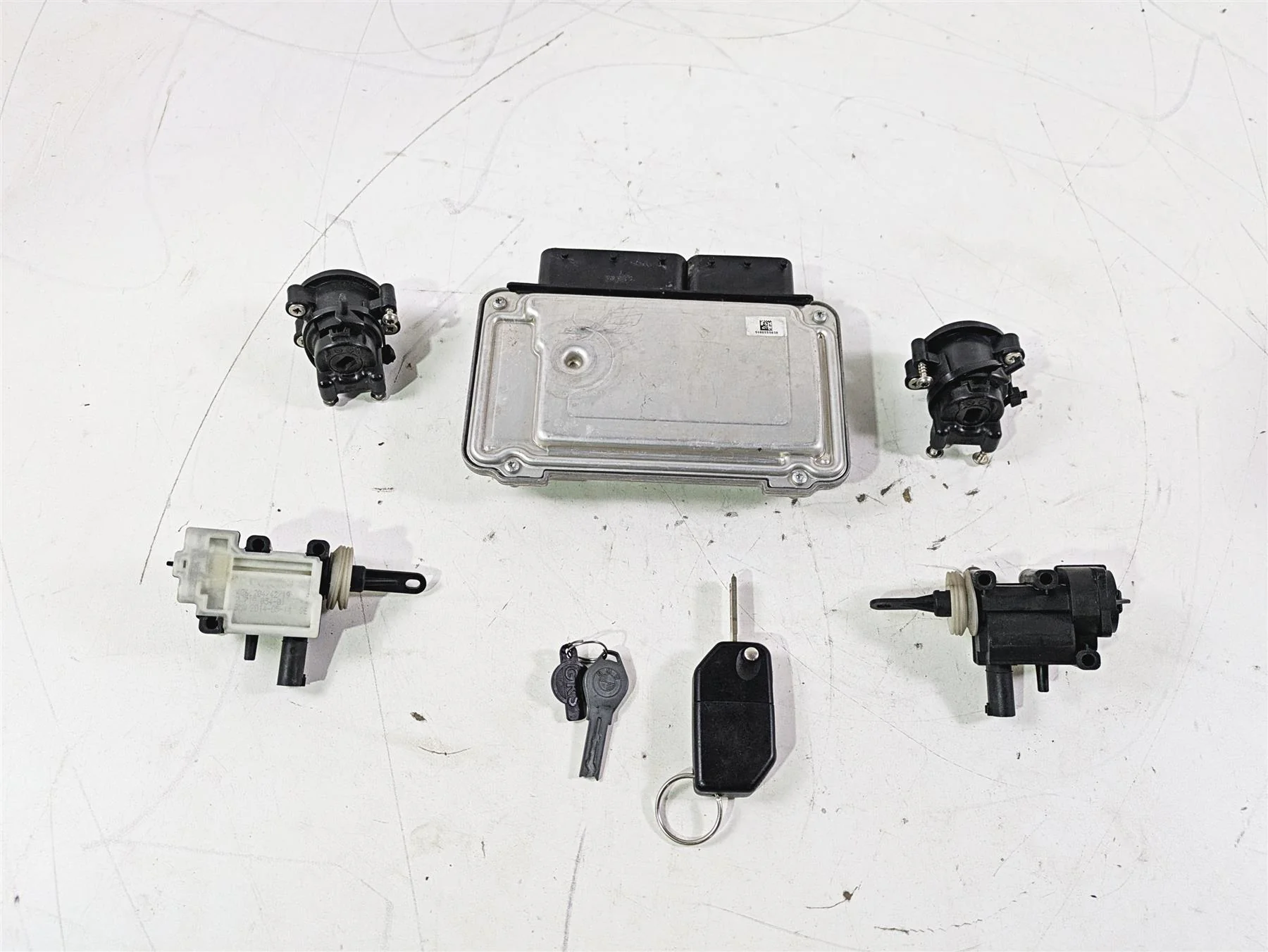 2015 BMW K1600 GT K48 Cdi Ecu Ecm Ignition Switch Key Lock Set 13618546129 - Image 2