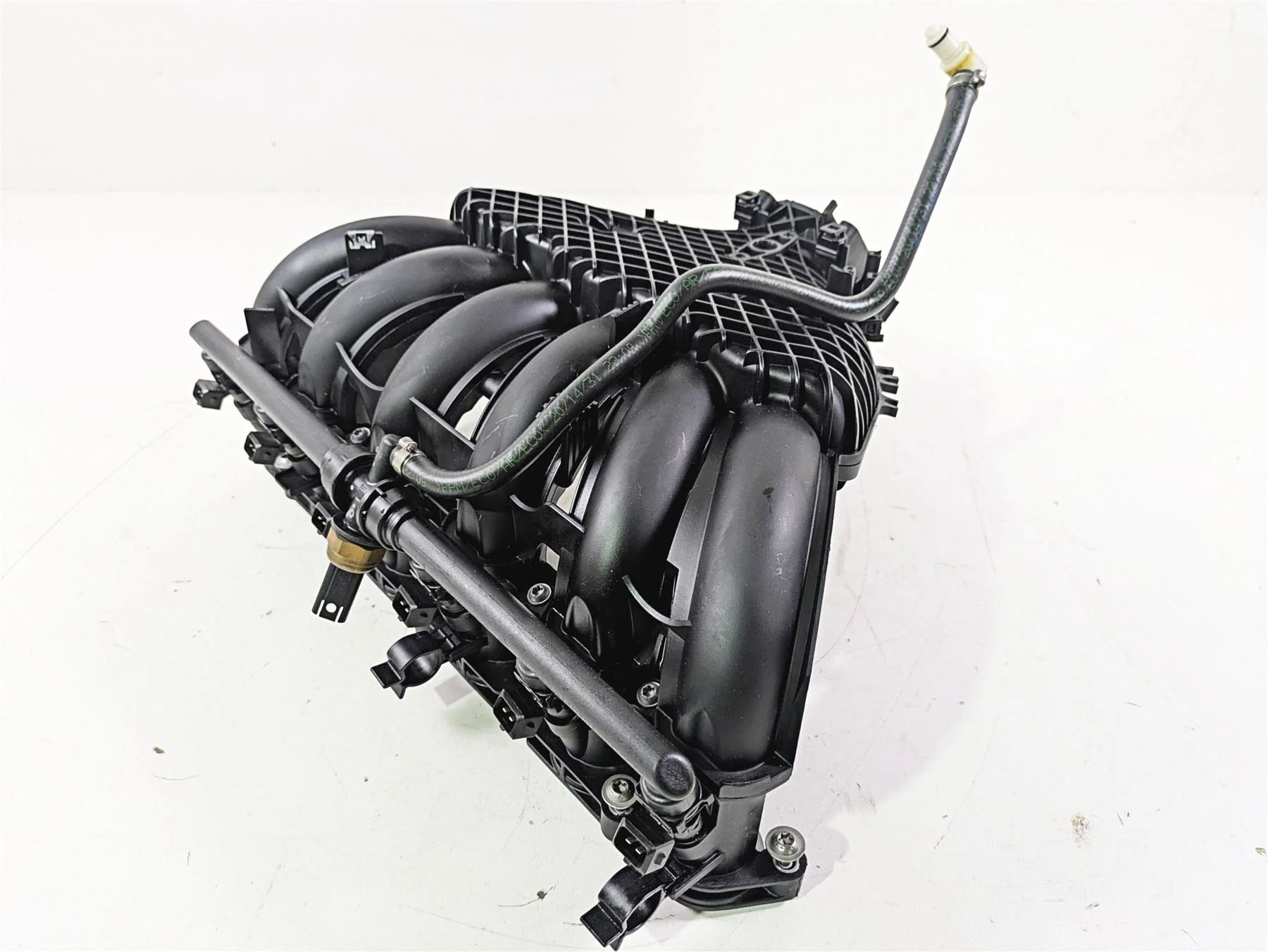 2015 BMW K1600 GT K48 Intake Manifold & Fuel Injector Set 13617728410 - Image 2