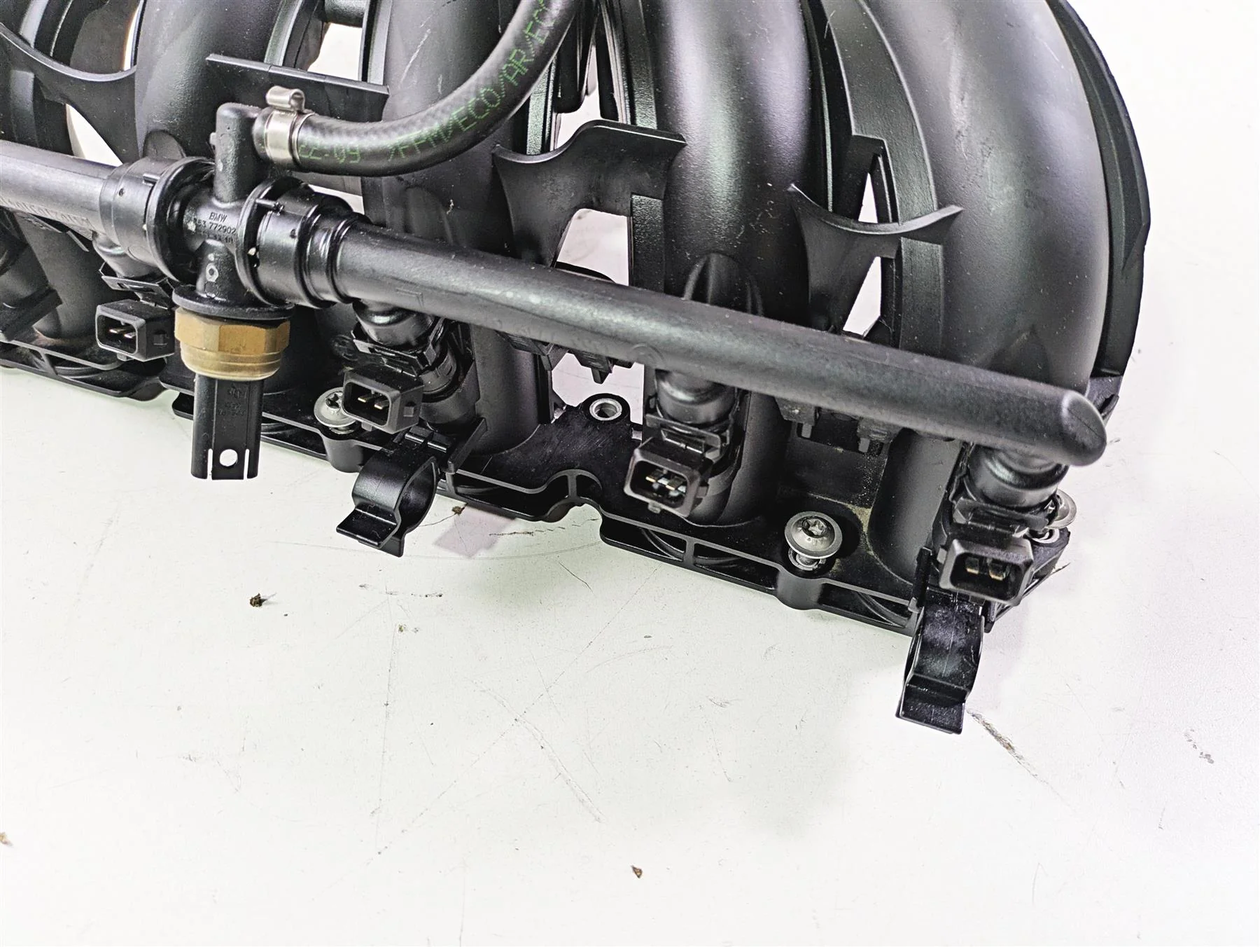 2015 BMW K1600 GT K48 Intake Manifold & Fuel Injector Set 13617728410 - Image 7