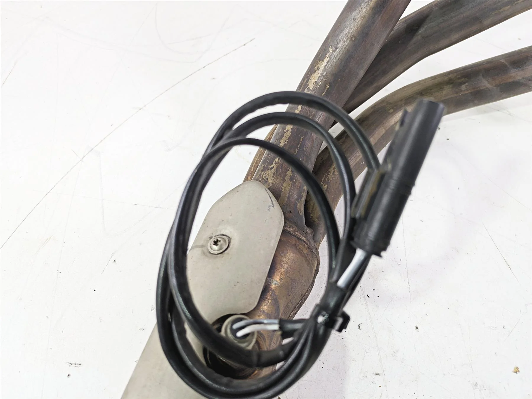 2015 BMW K1600 GT K48 Left Exhaust Header Manifold 18117708296 - Image 6