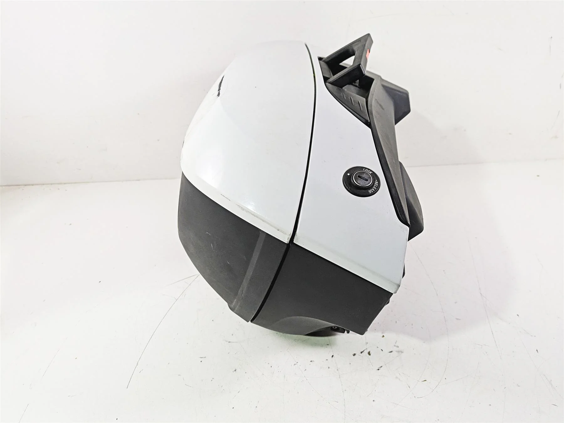 2015 BMW K1600 GT K48 Left Saddlebag Saddle Bag 46548532045 - Image 2
