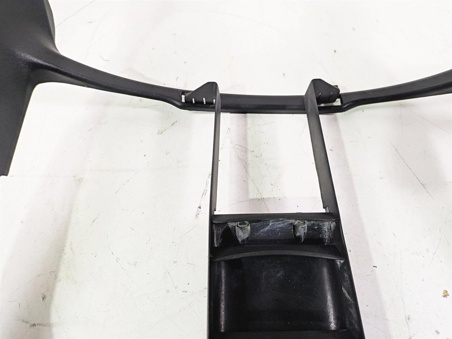 2015 BMW K1600 GT K48 Radiator Center Cover Shroud Plastic 17117726602 - Image 8