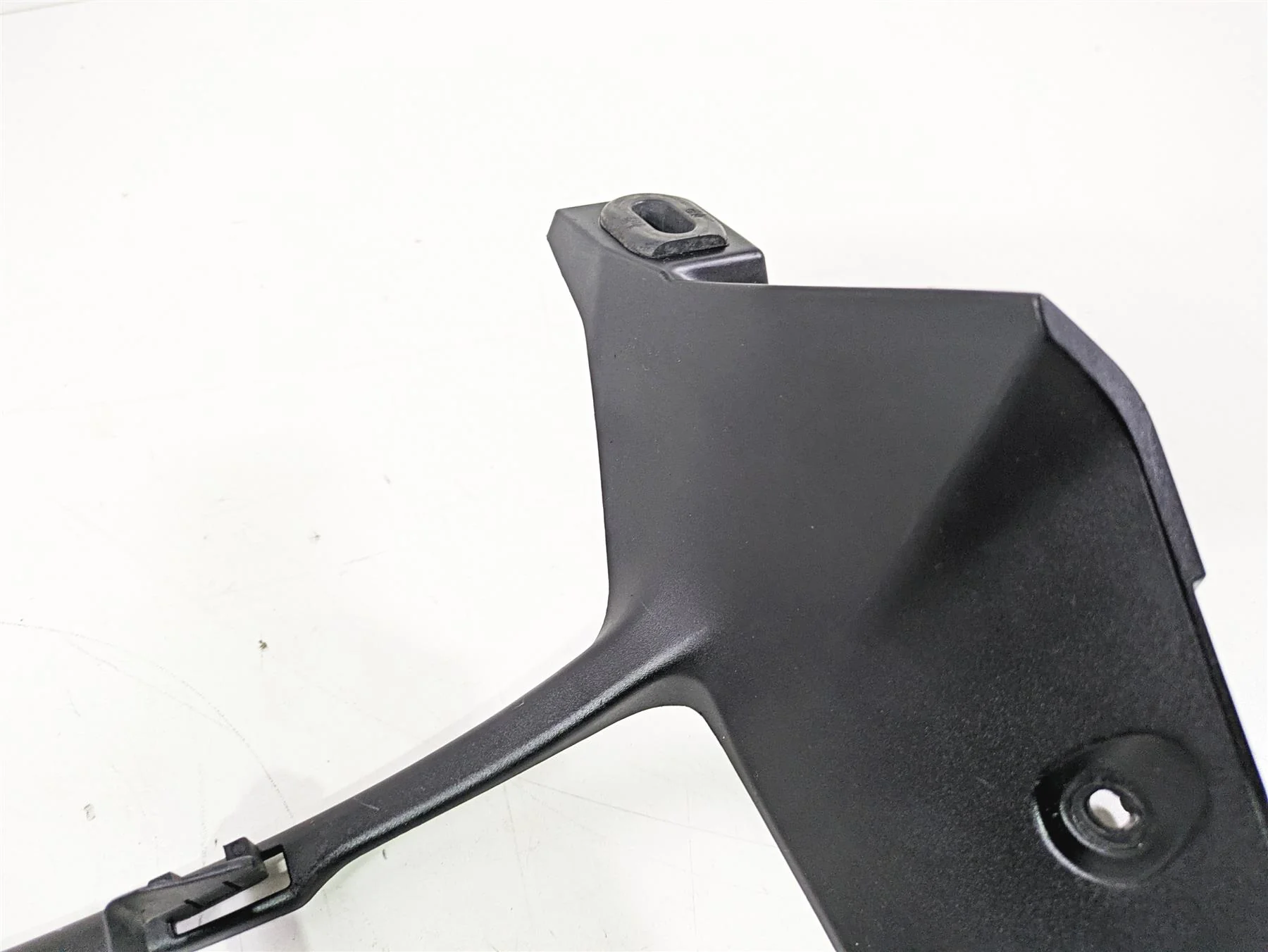 2015 BMW K1600 GT K48 Radiator Center Cover Shroud Plastic 17117726602 - Image 9