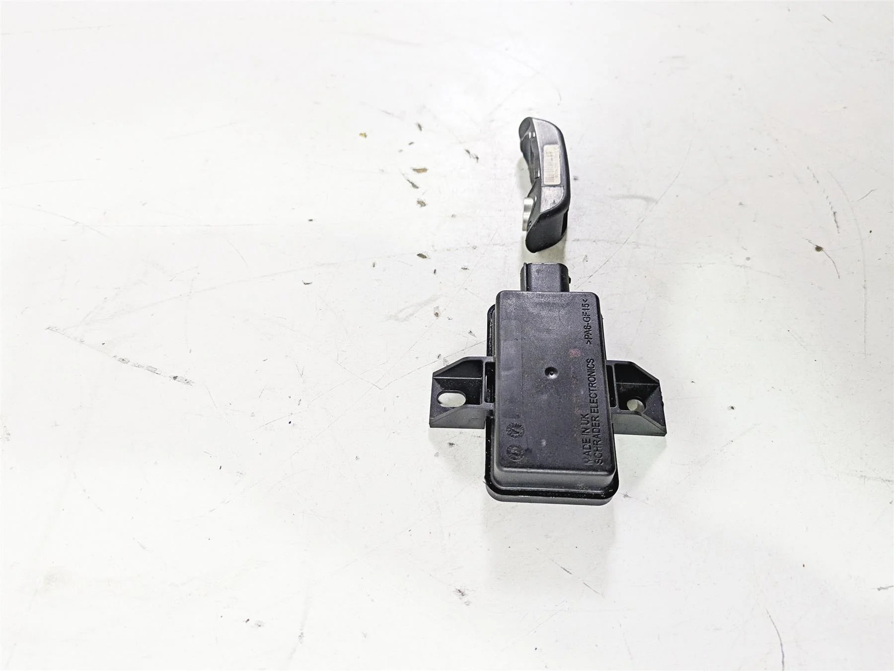 2015 BMW K1600 GT K48 RDC Tire Pressure Module & Rear Sensor 65758546222 - Image 2