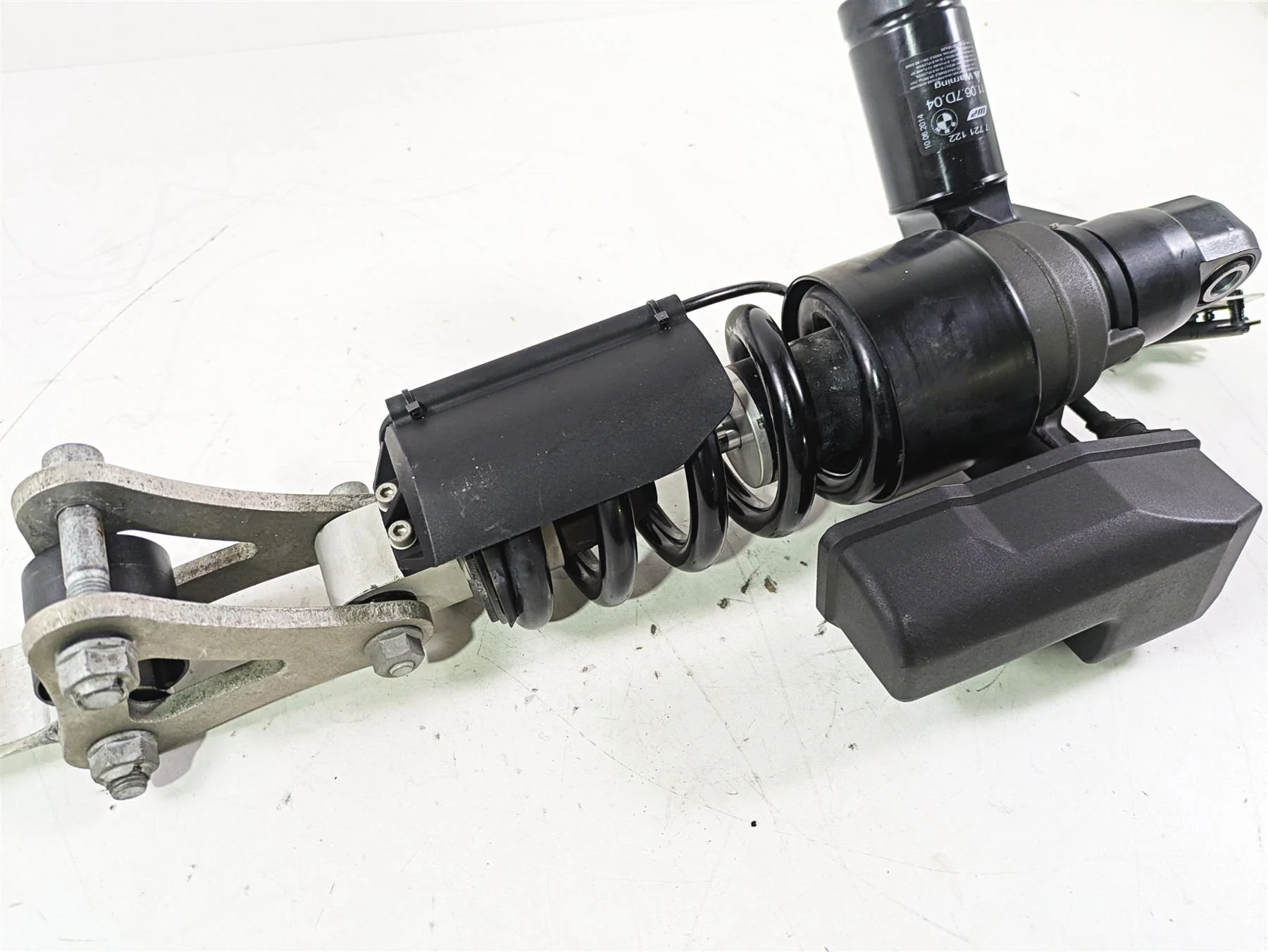 2015 BMW K1600 GT K48 Rear Shock Damper ESA 33537721122 11.06.7D.04 - Image 10