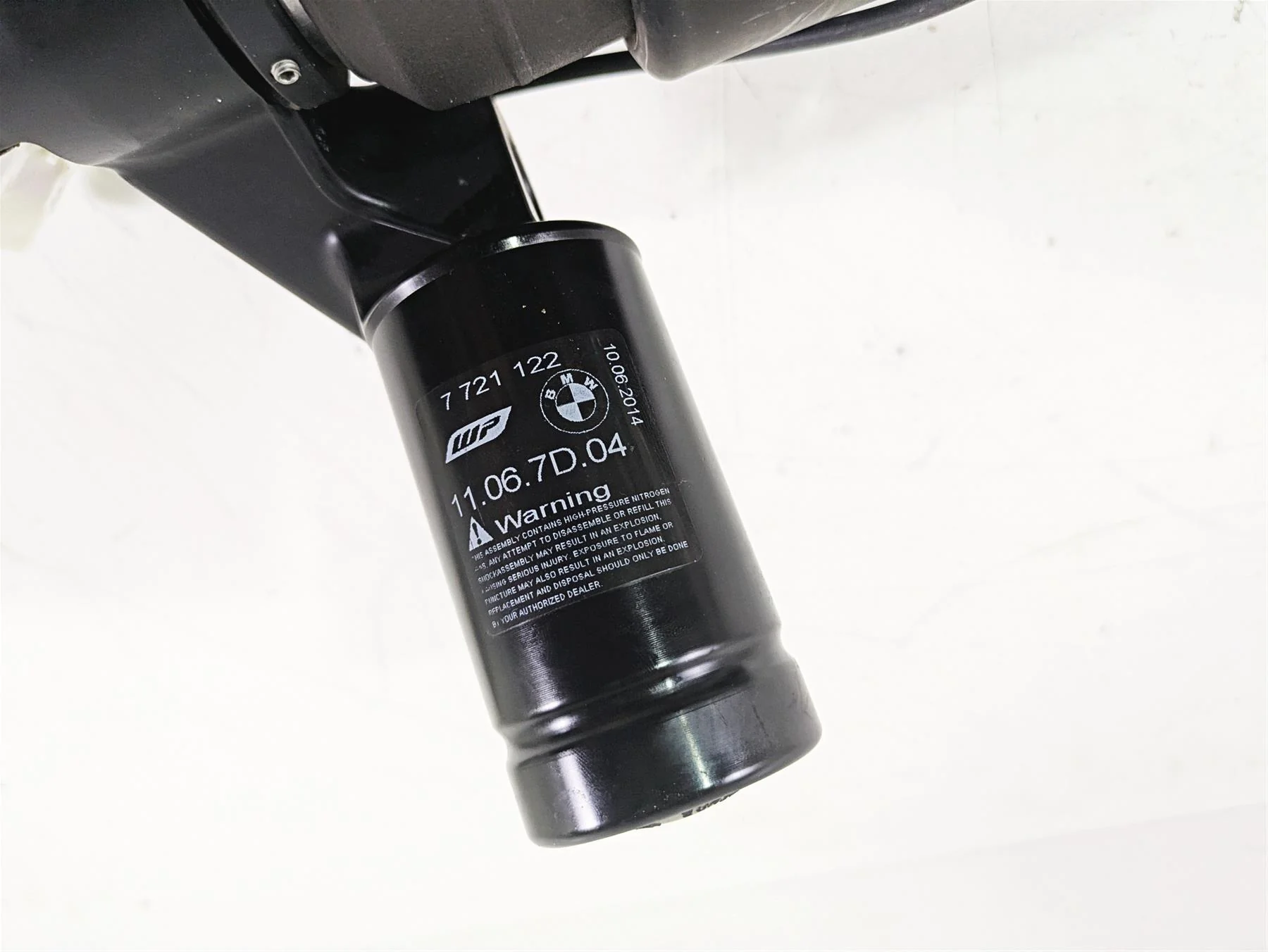 2015 BMW K1600 GT K48 Rear Shock Damper ESA 33537721122 11.06.7D.04 - Image 3