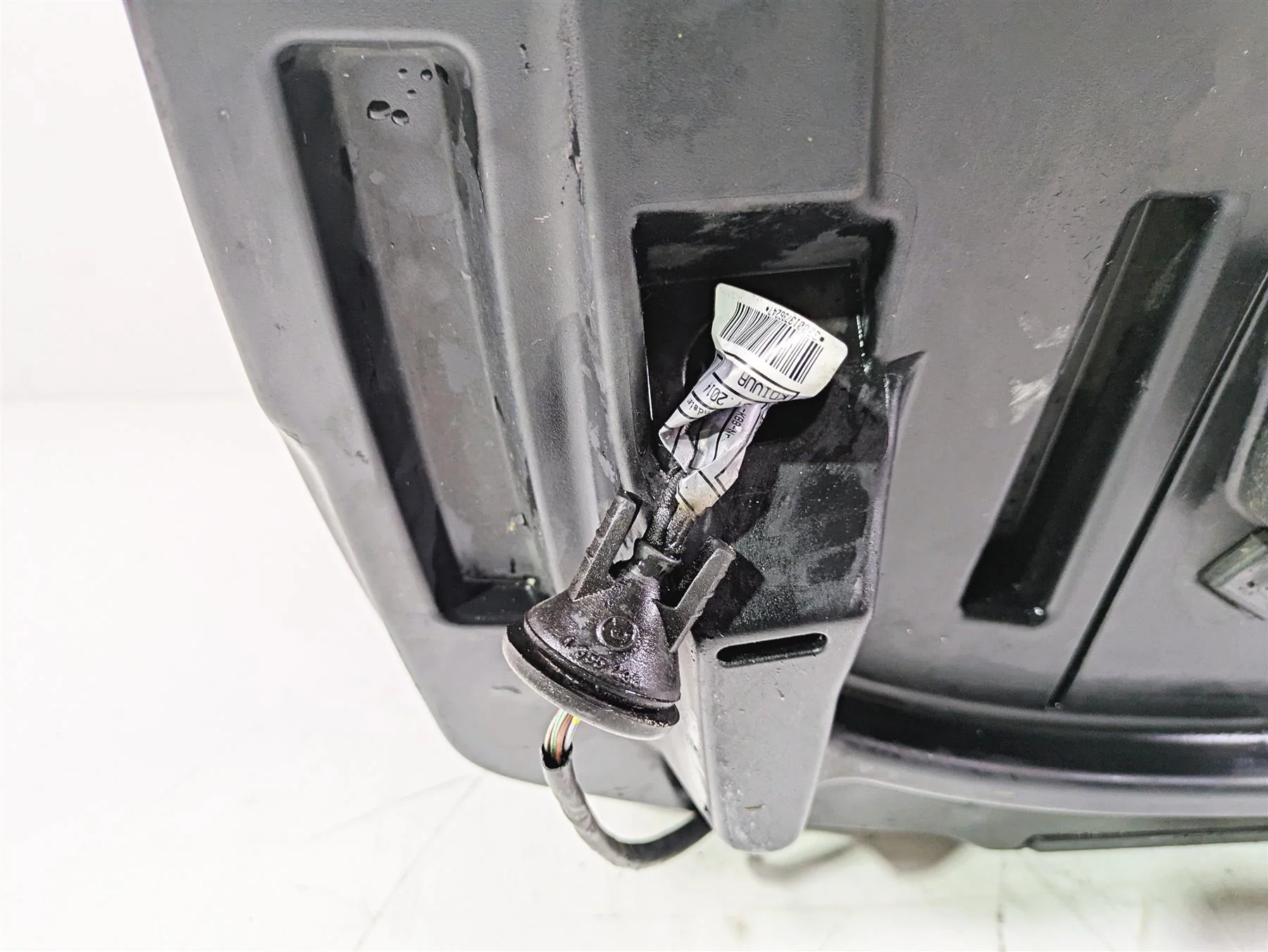 2015 BMW K1600 GT K48 Rear Top Case Trunk Luggage Box 46547729452 - Image 10