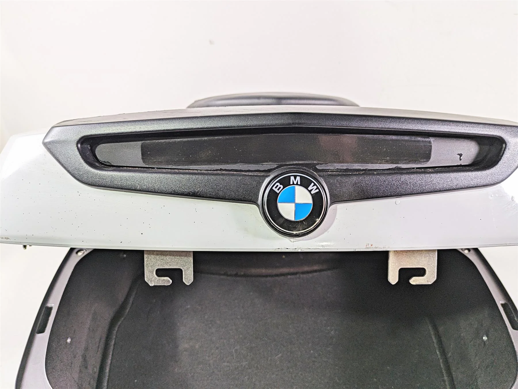 2015 BMW K1600 GT K48 Rear Top Case Trunk Luggage Box 46547729452 - Image 12