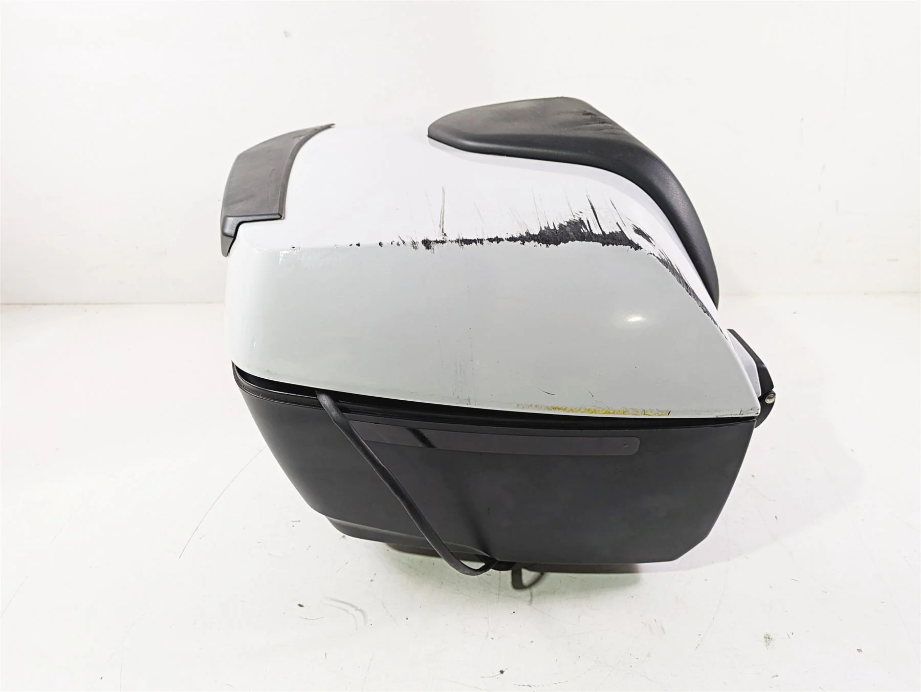 2015 BMW K1600 GT K48 Rear Top Case Trunk Luggage Box 46547729452 - Image 4