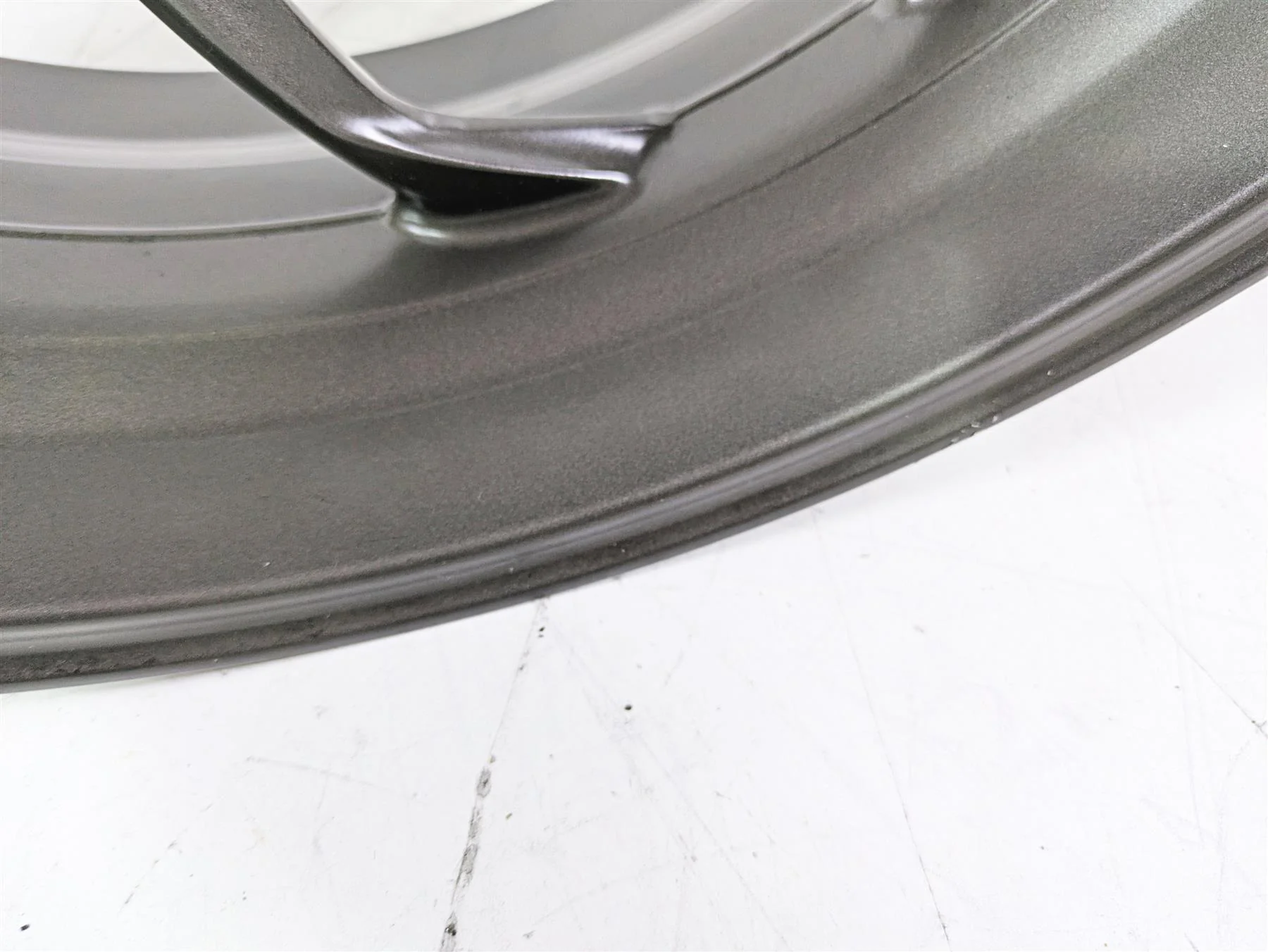2015 BMW K1600 GT K48 Rear Wheel Rim 17x6 Straight 36318529042 - Image 7